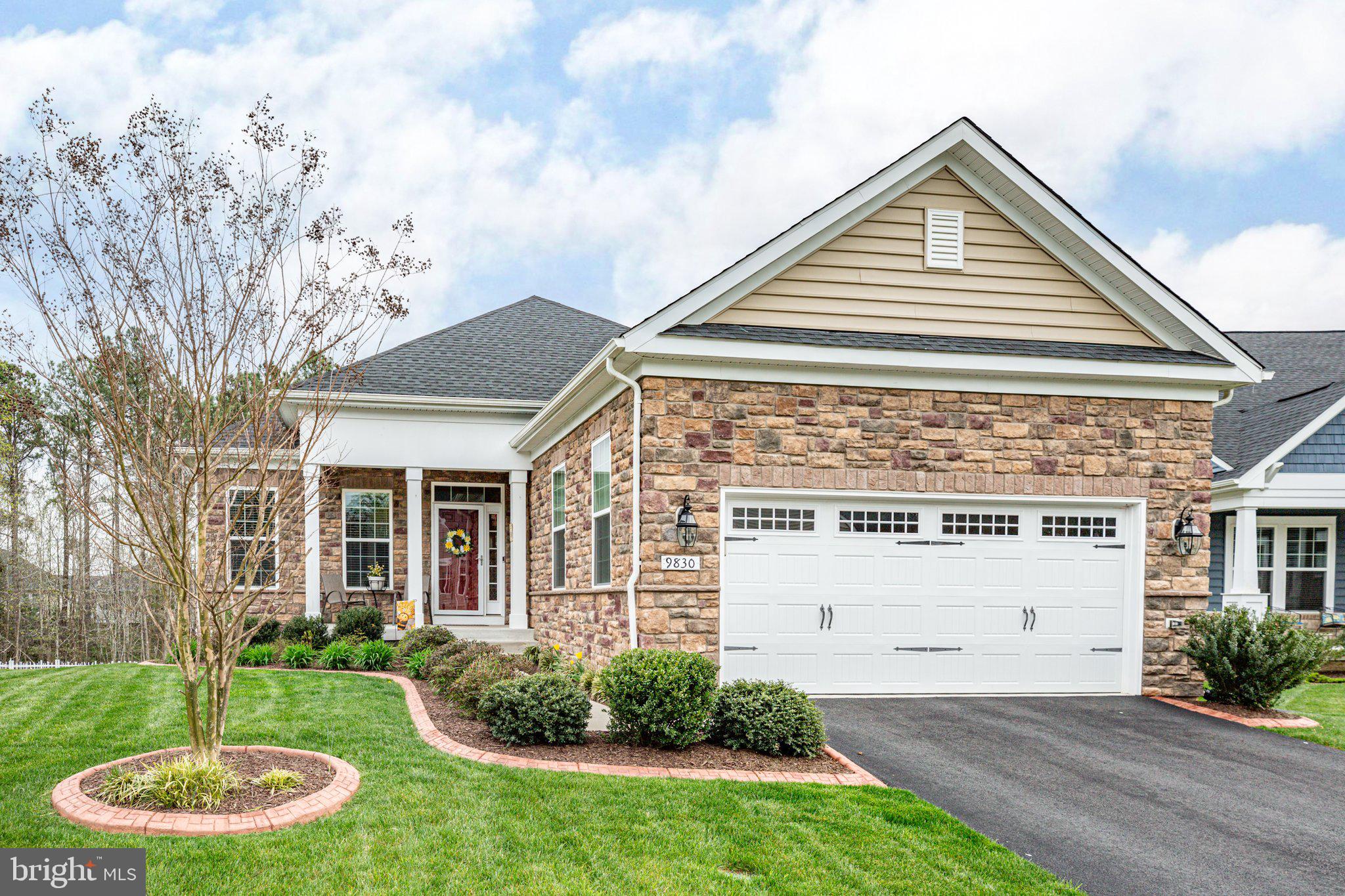 VIRGINIA HERITAGE AT LEE'S PARK - Residential