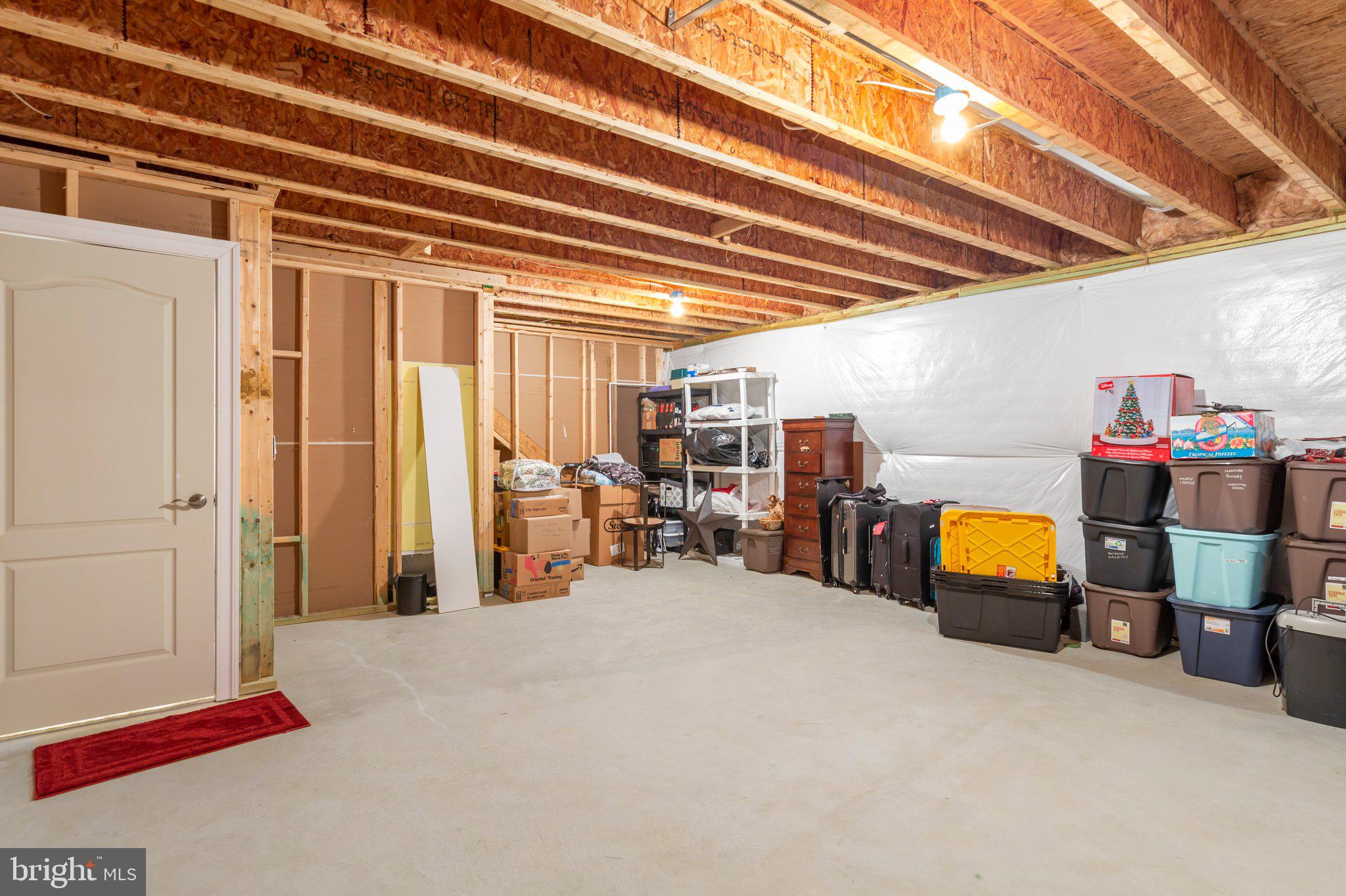 VIRGINIA HERITAGE AT LEE'S PARK - Residential