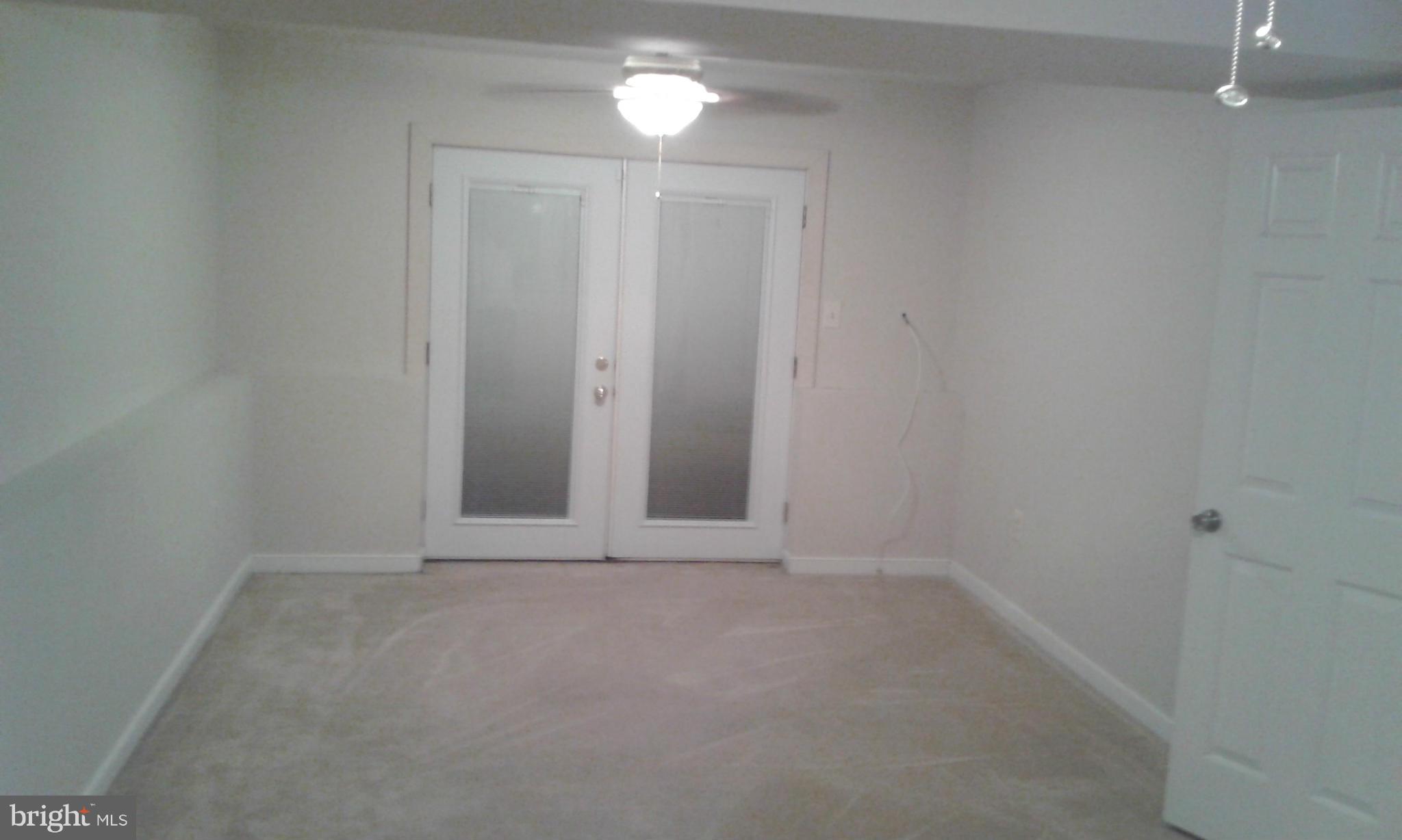 LAKE WILDERNESS - Residential Lease