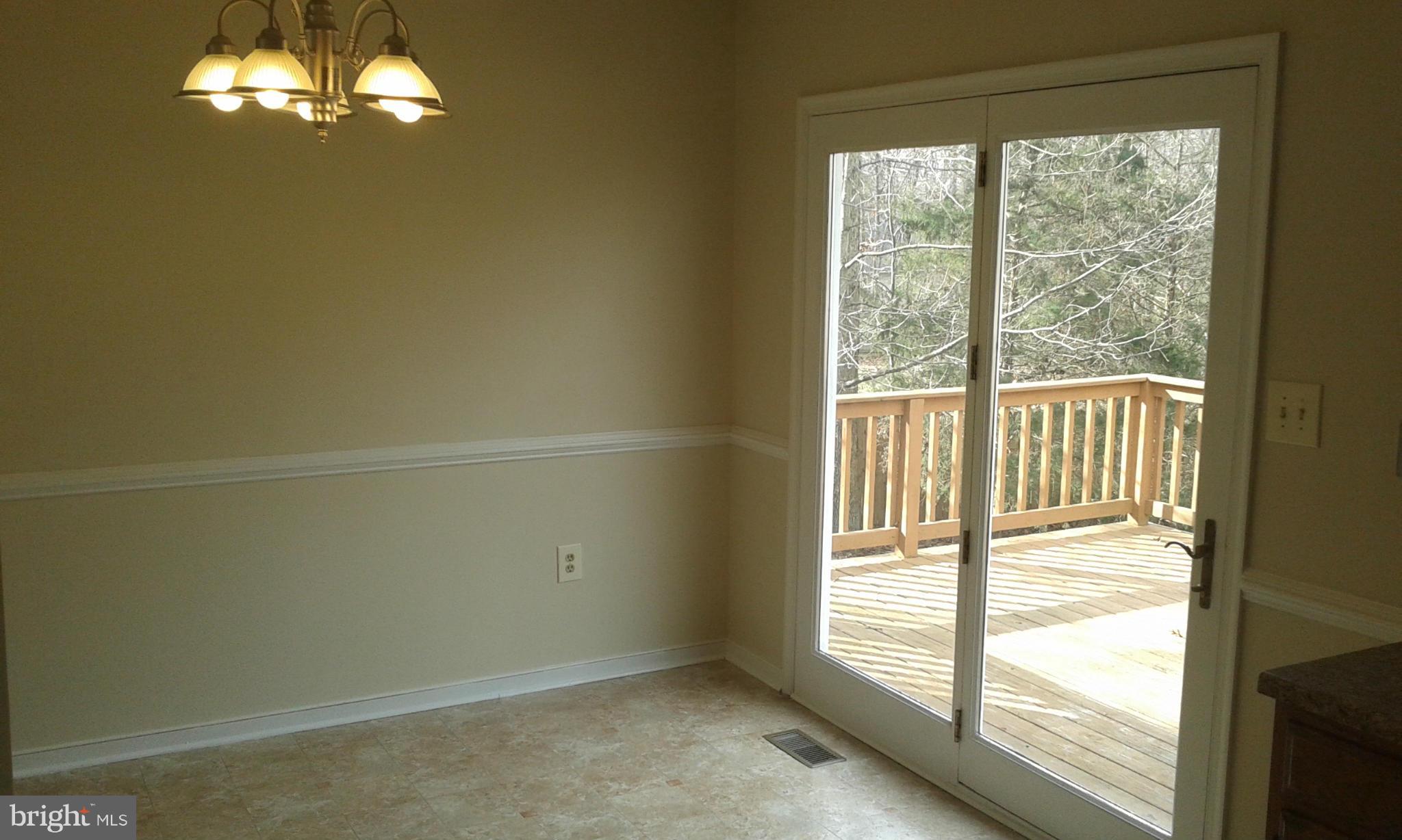 LAKE WILDERNESS - Residential Lease