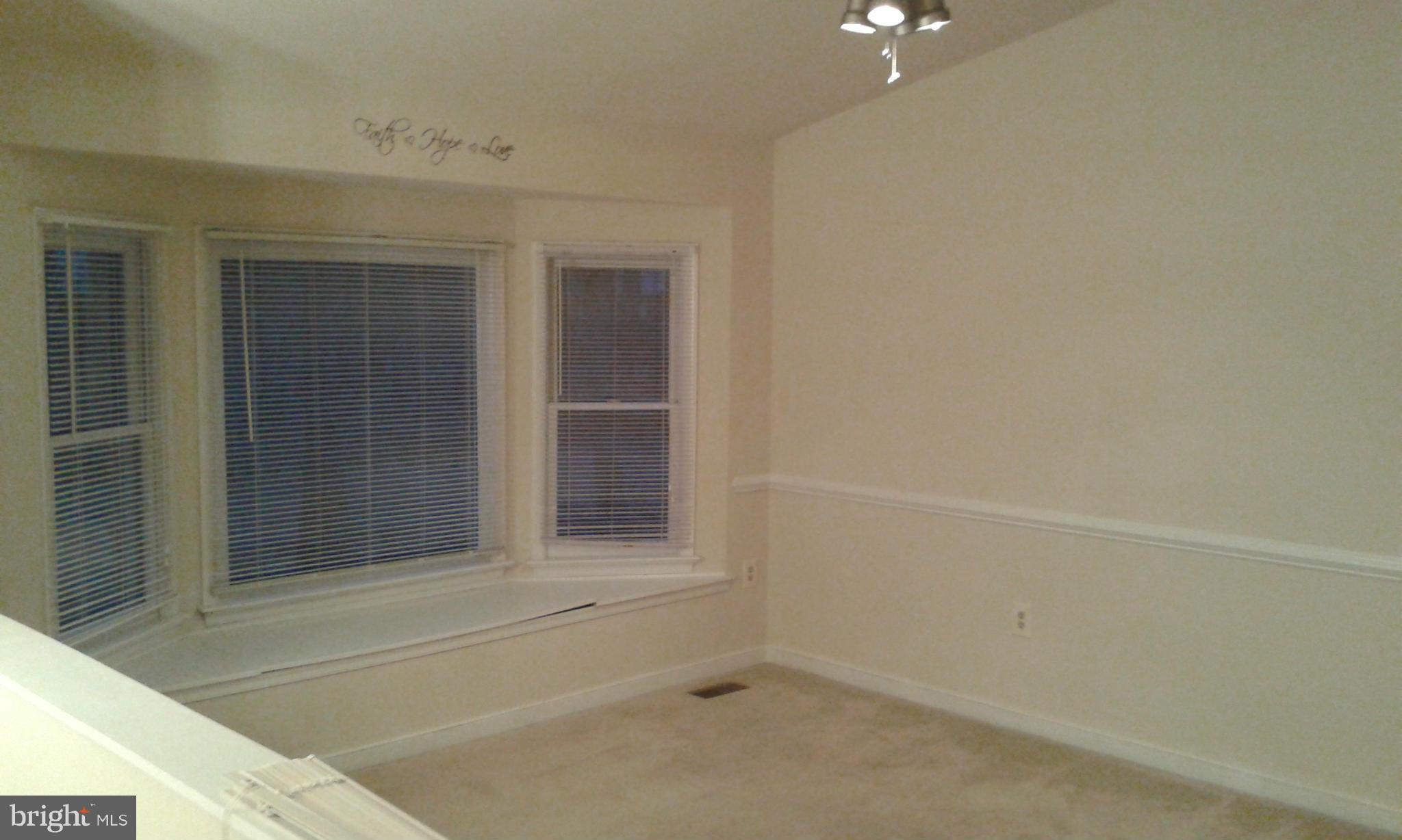 LAKE WILDERNESS - Residential Lease