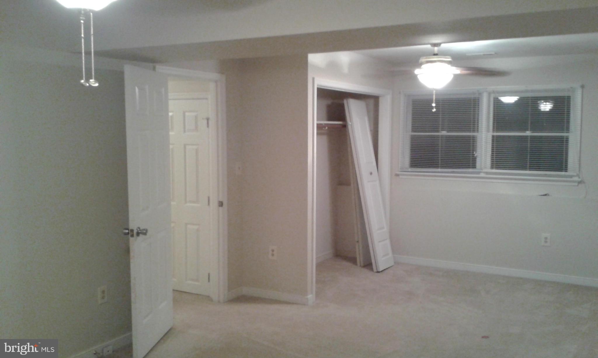 LAKE WILDERNESS - Residential Lease