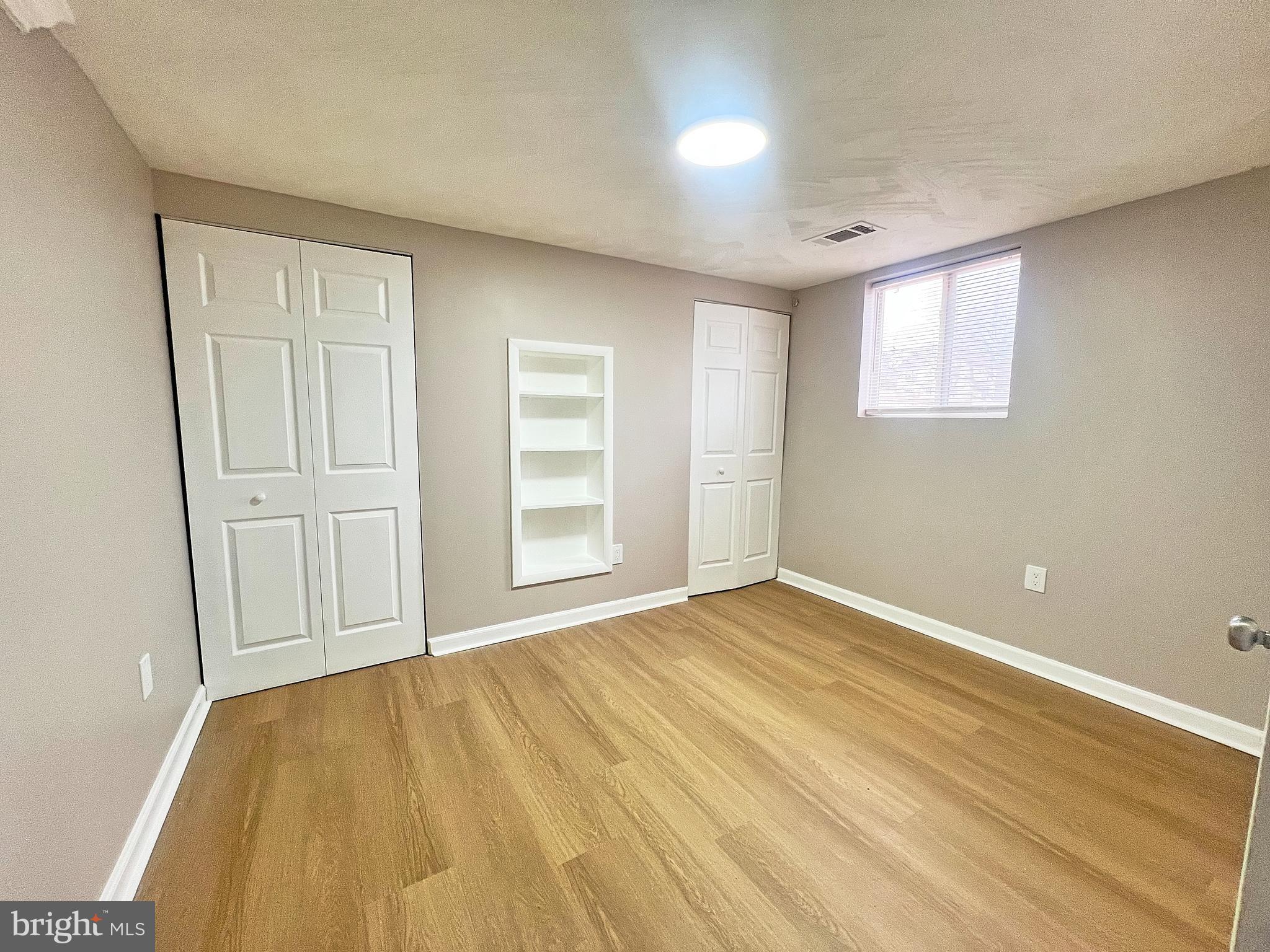 SUBURBIA - Residential