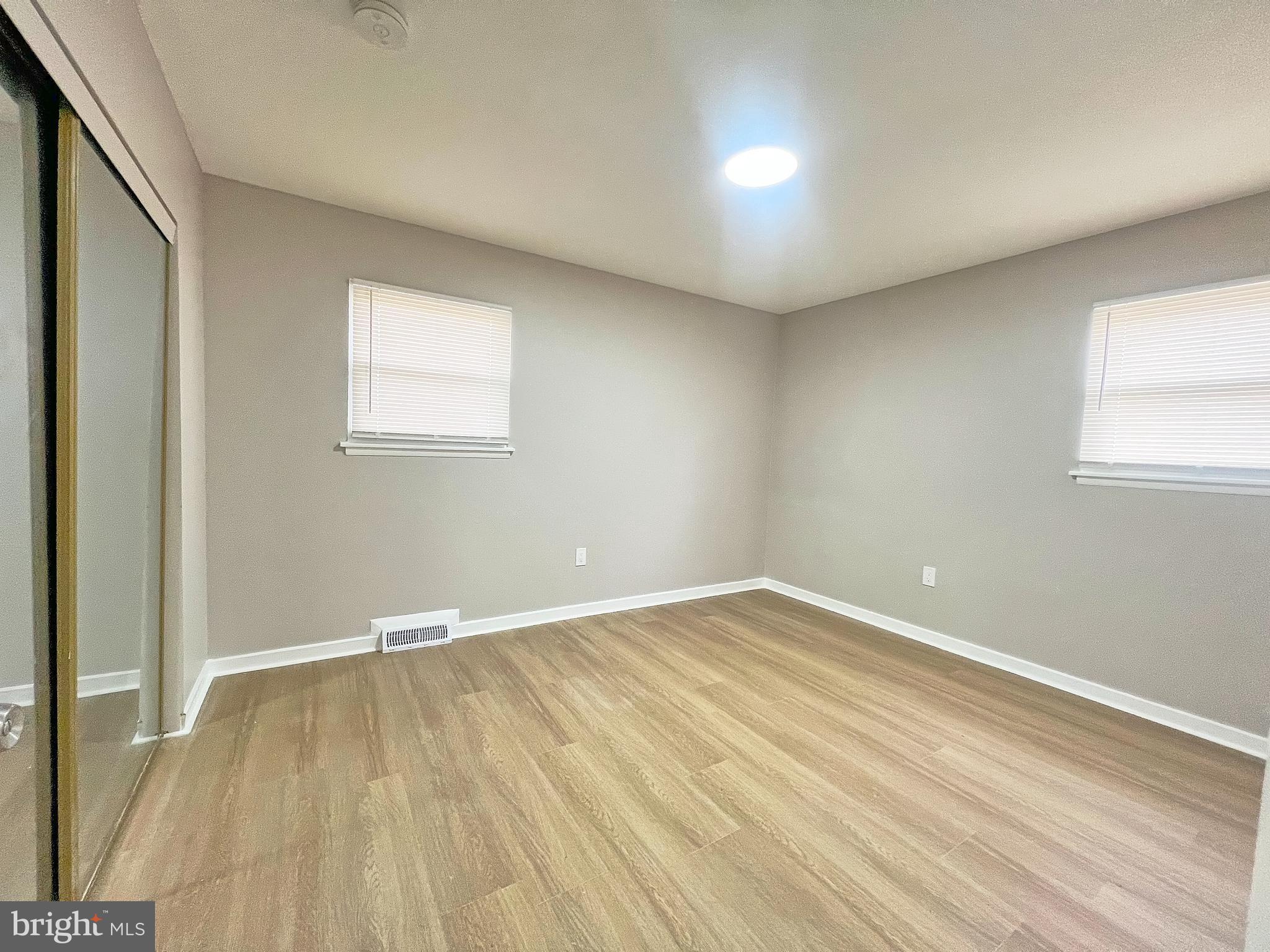 SUBURBIA - Residential