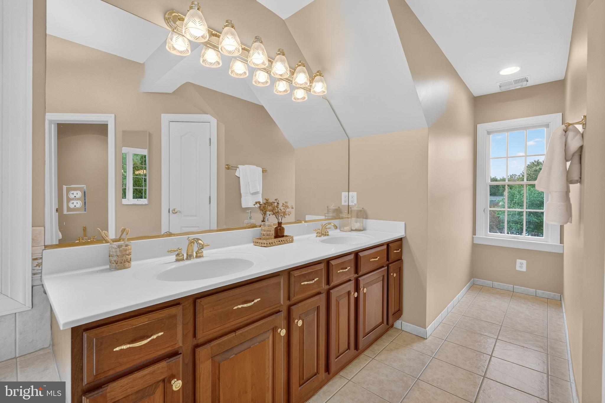 COLVIN MILL RUN - Residential