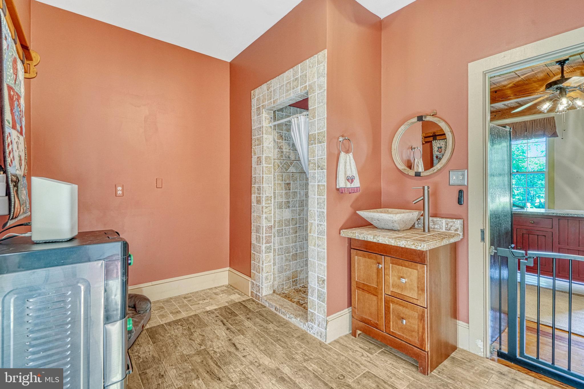 NOKESVILLE - Residential