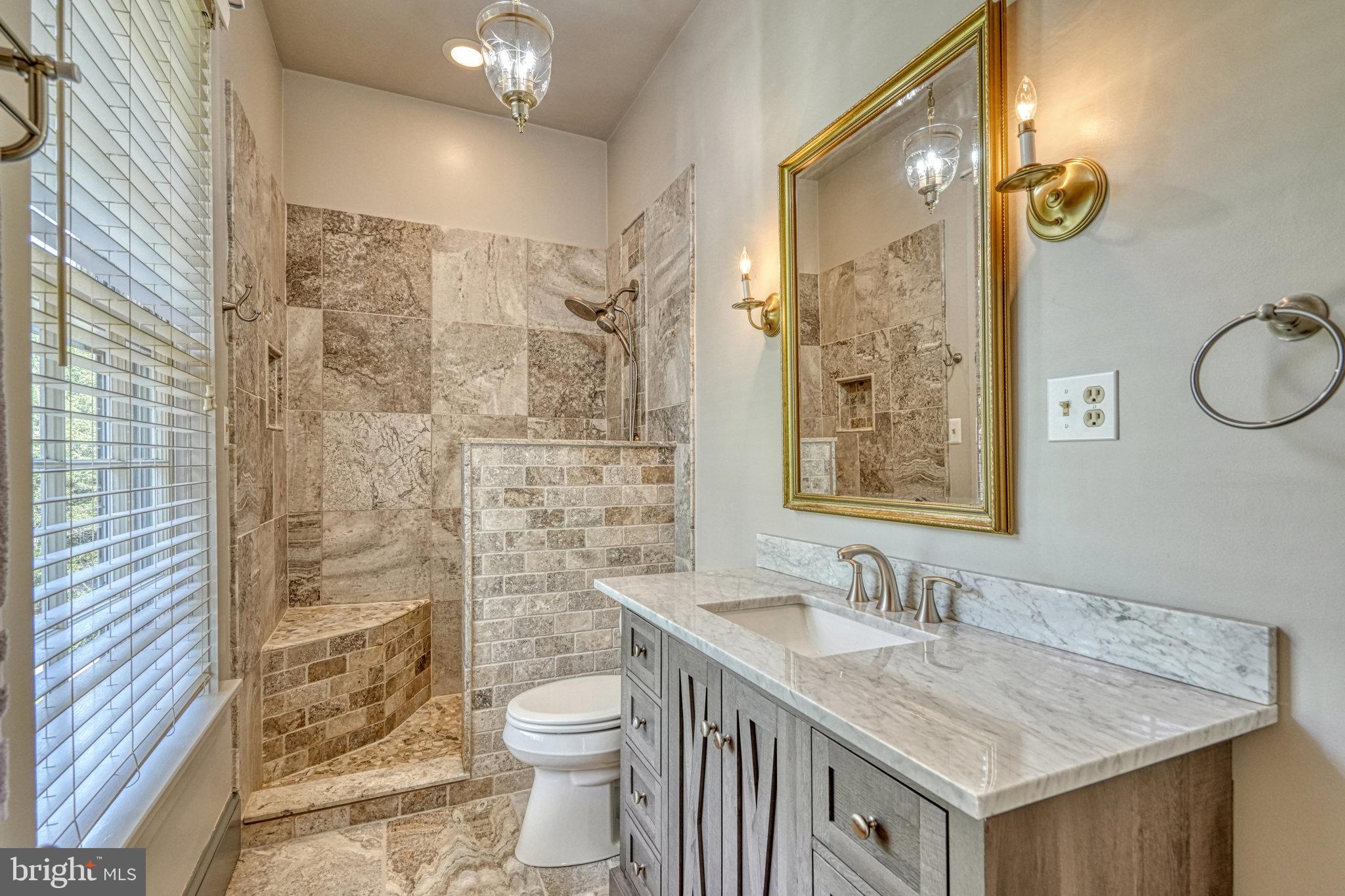 NOKESVILLE - Residential