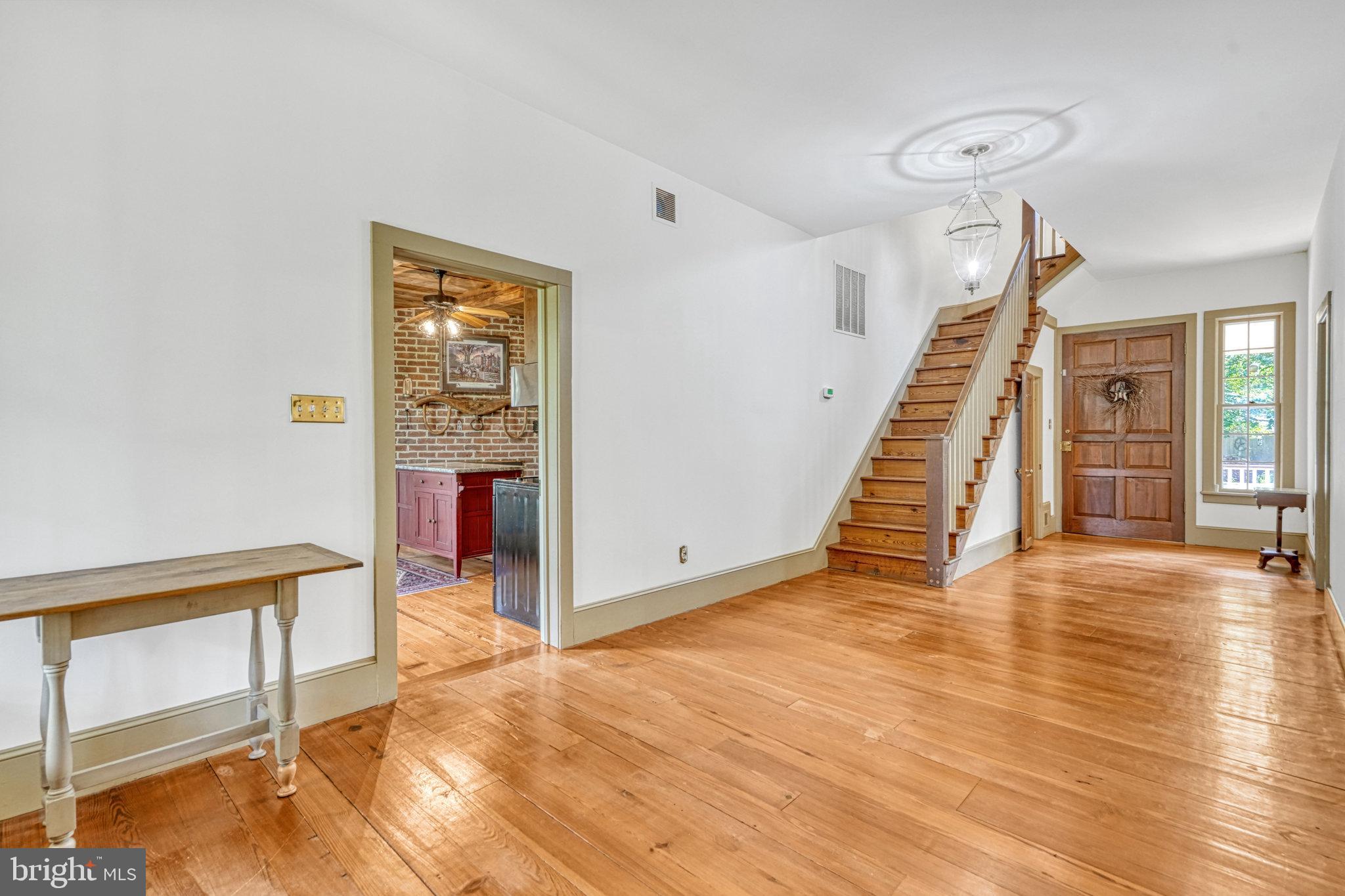 NOKESVILLE - Residential