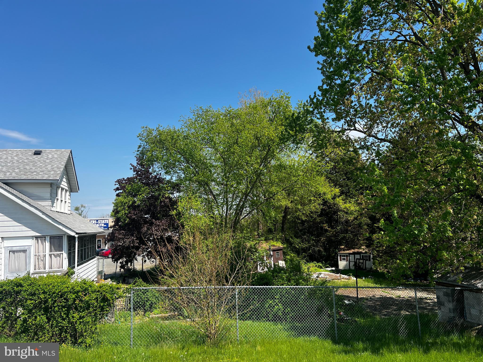 NORTH EAST - Commercial Sale