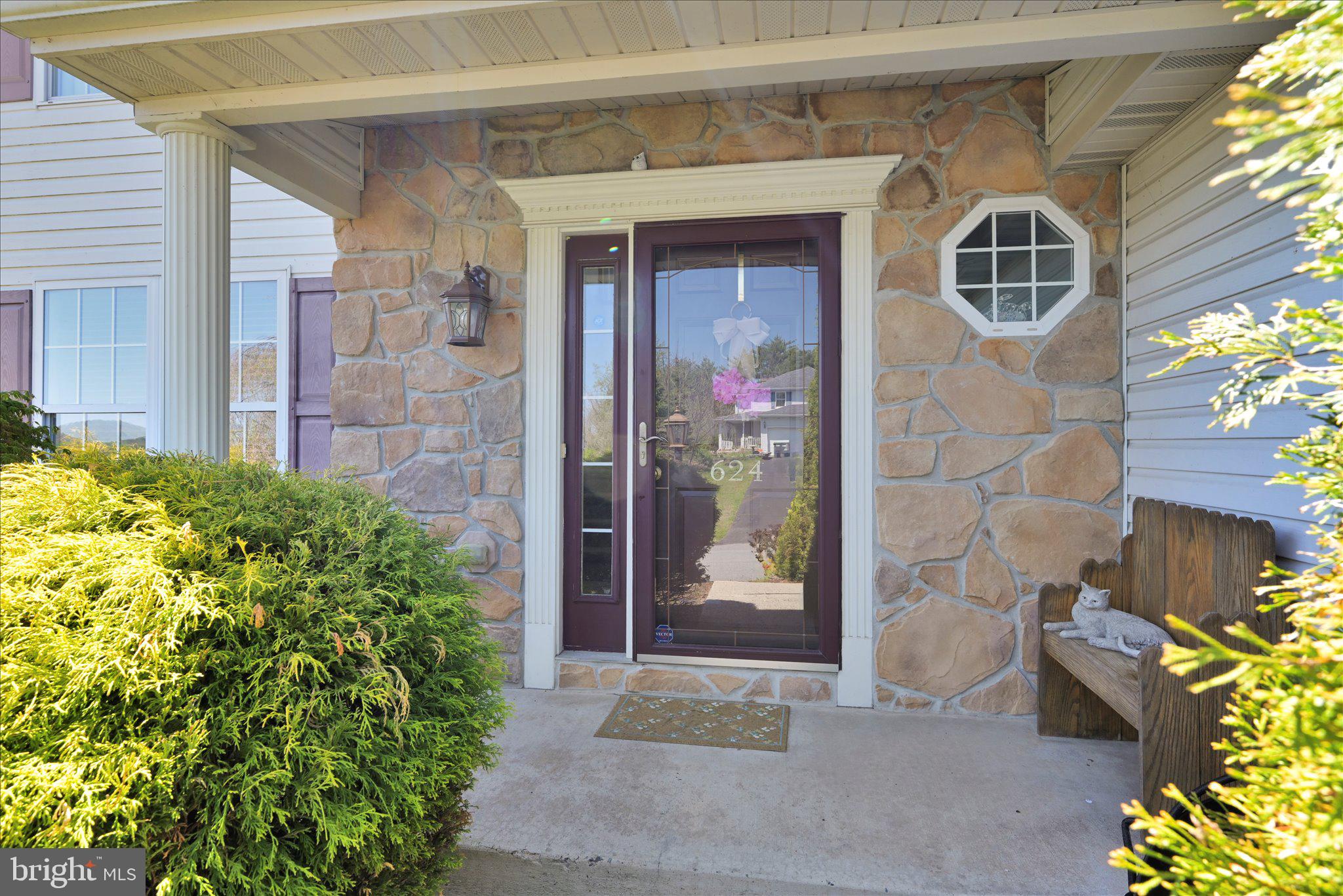 CHESTNUT HILL - Residential