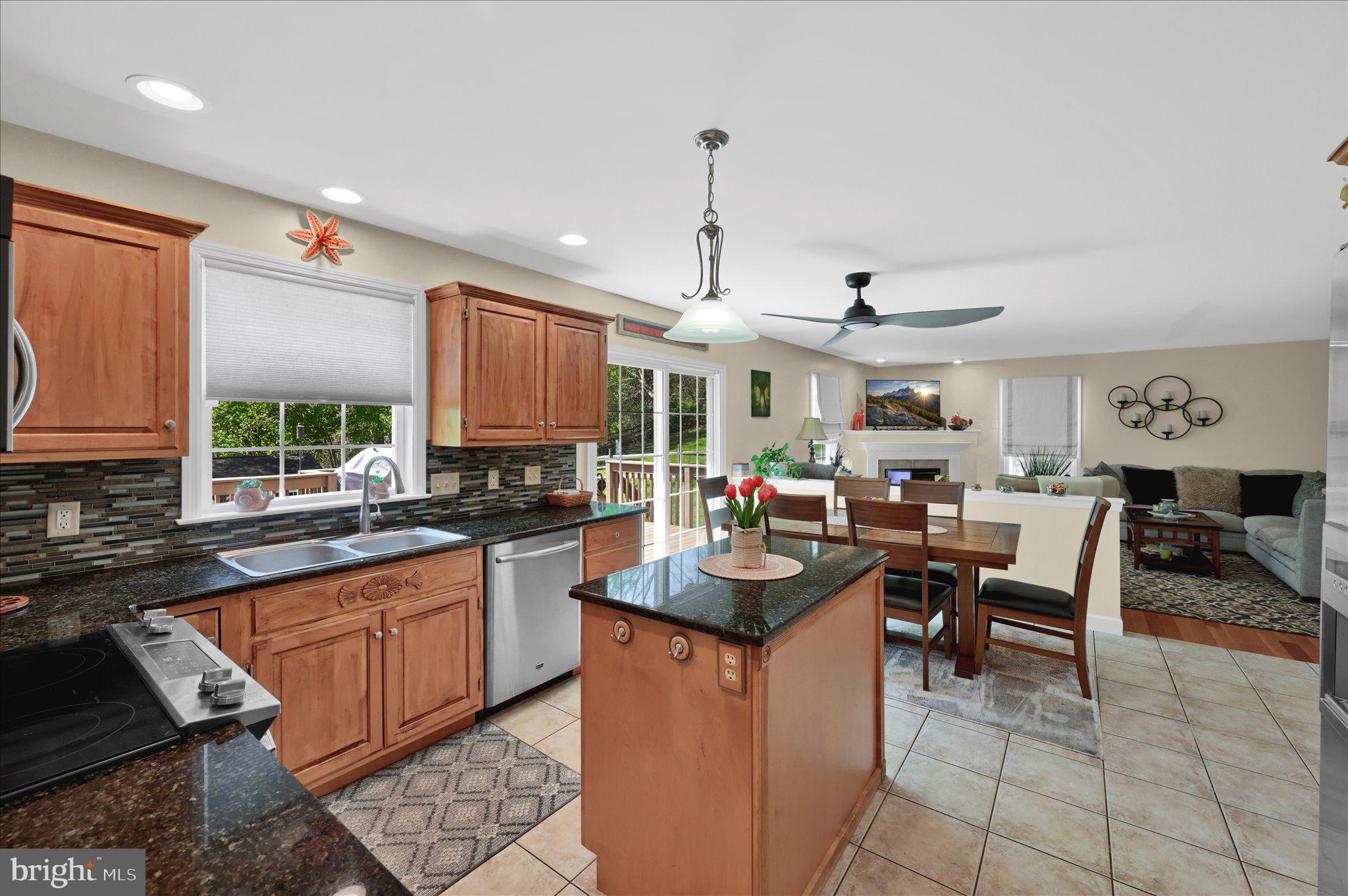 CHESTNUT HILL - Residential