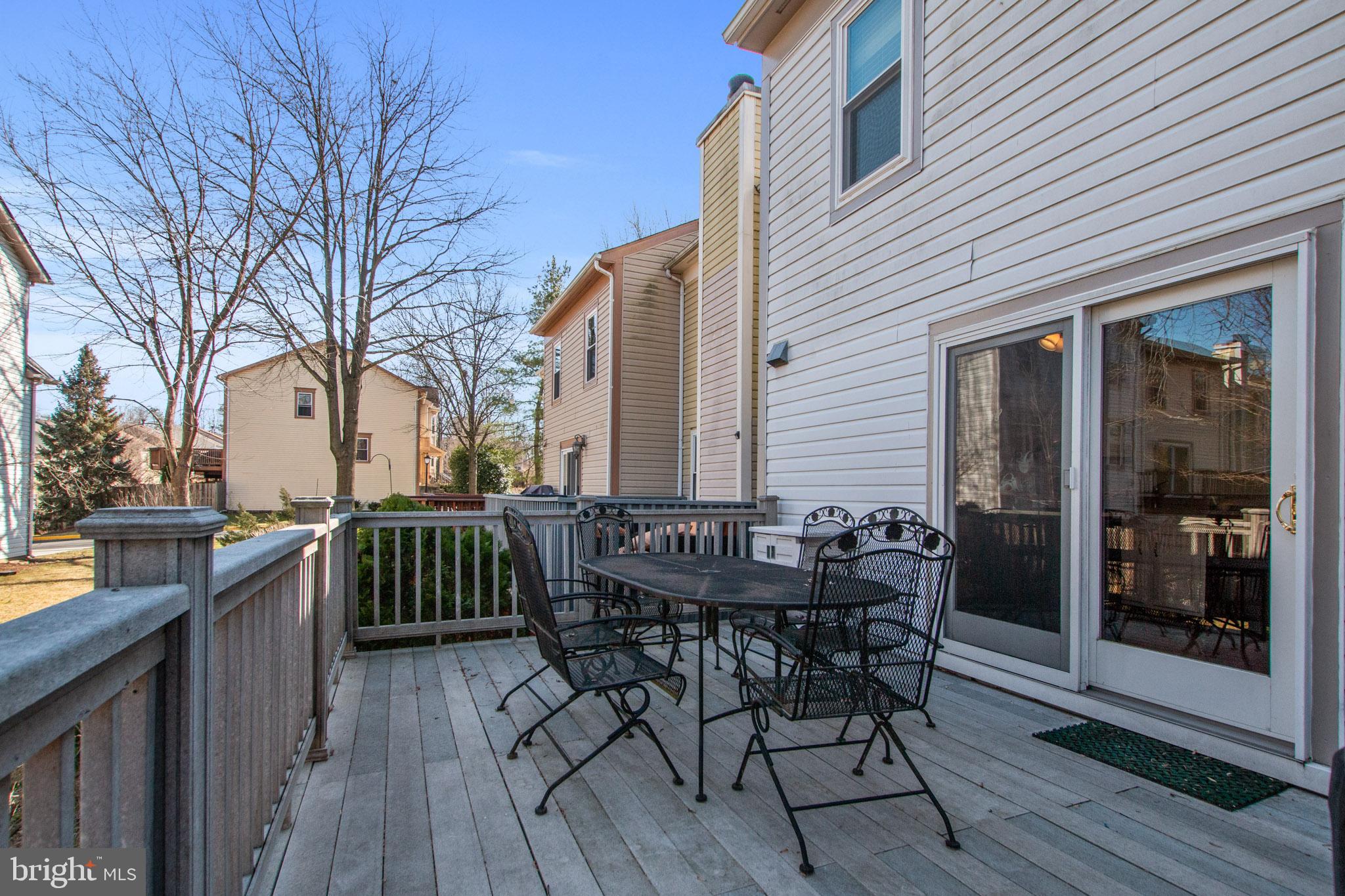 WHEATON HILLS - Residential