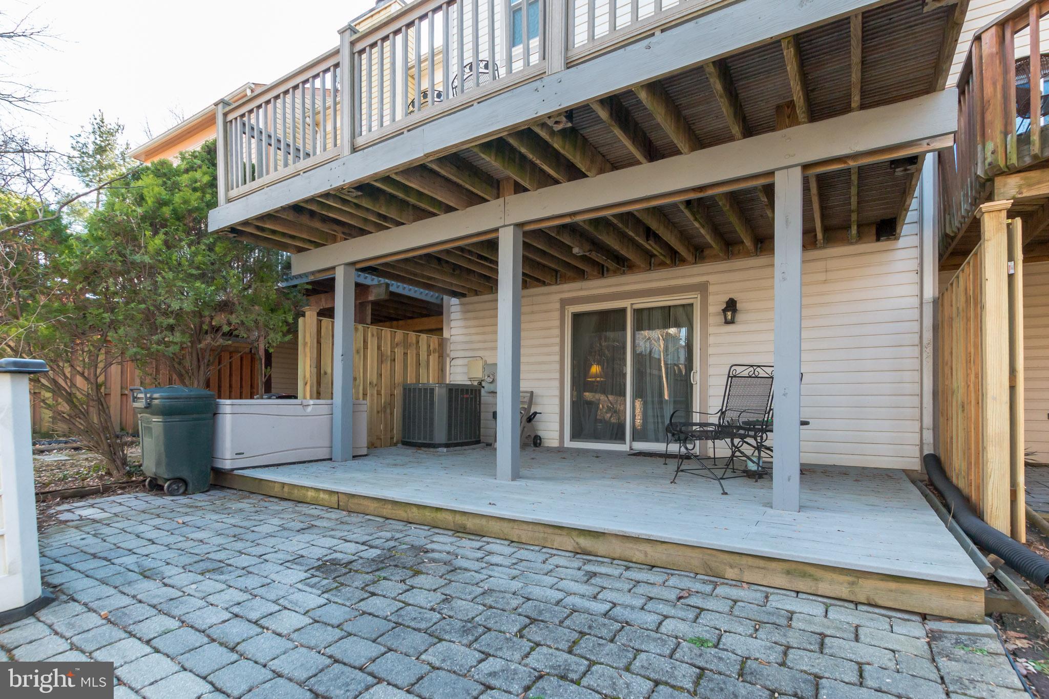 WHEATON HILLS - Residential