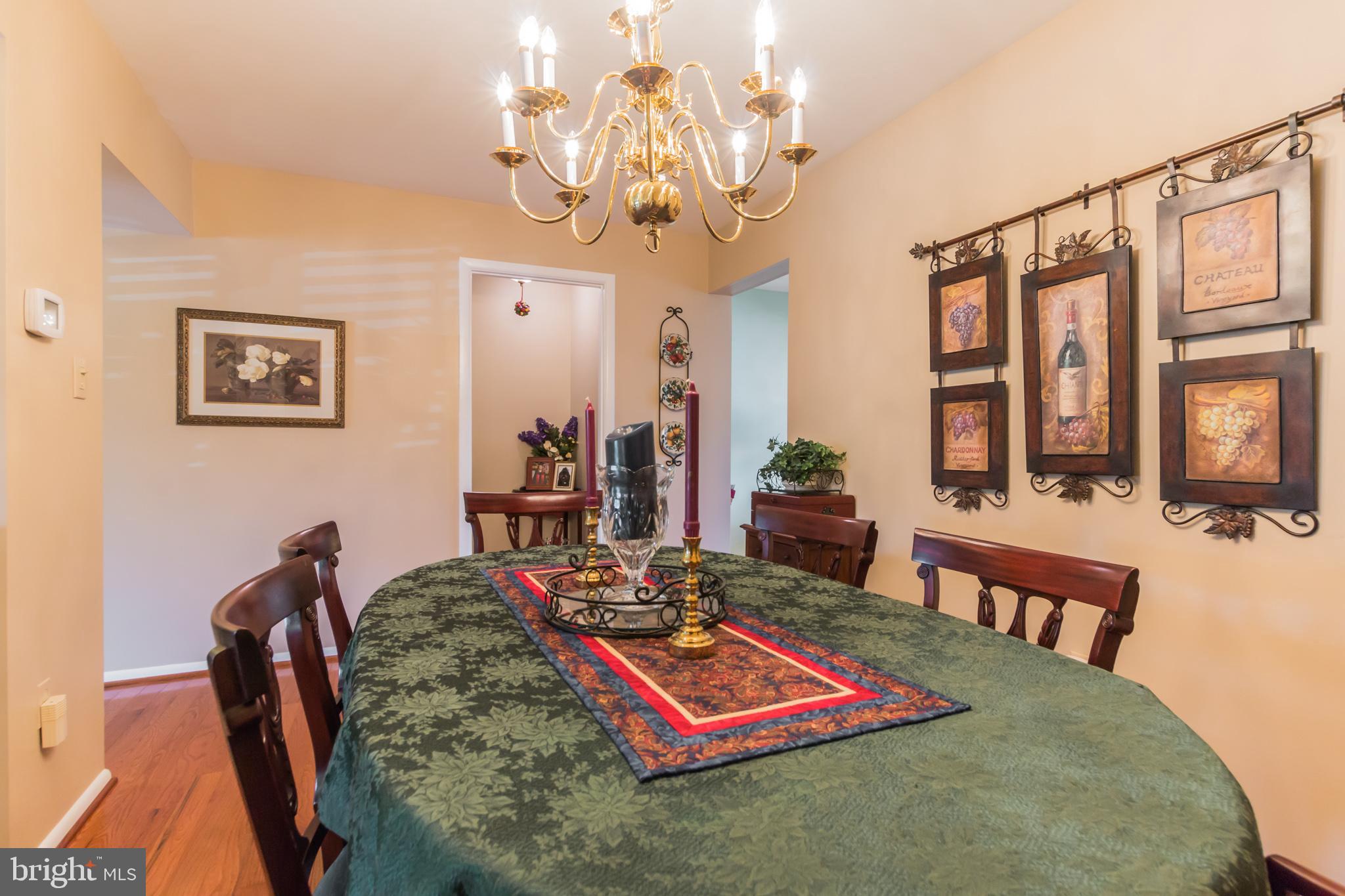 WHEATON HILLS - Residential