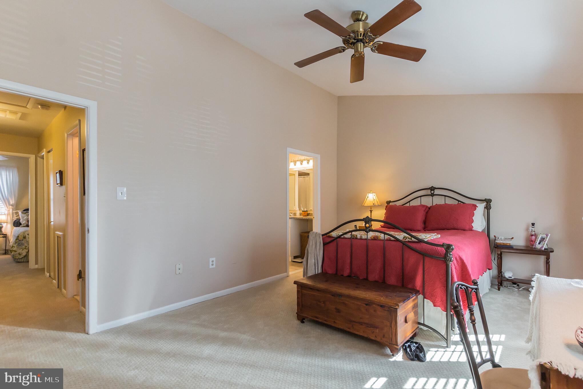 WHEATON HILLS - Residential