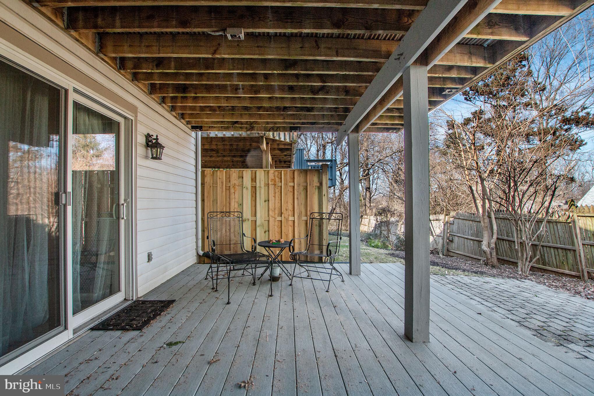 WHEATON HILLS - Residential