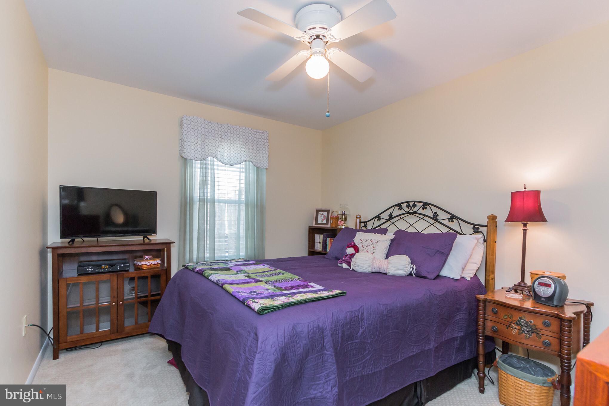 WHEATON HILLS - Residential