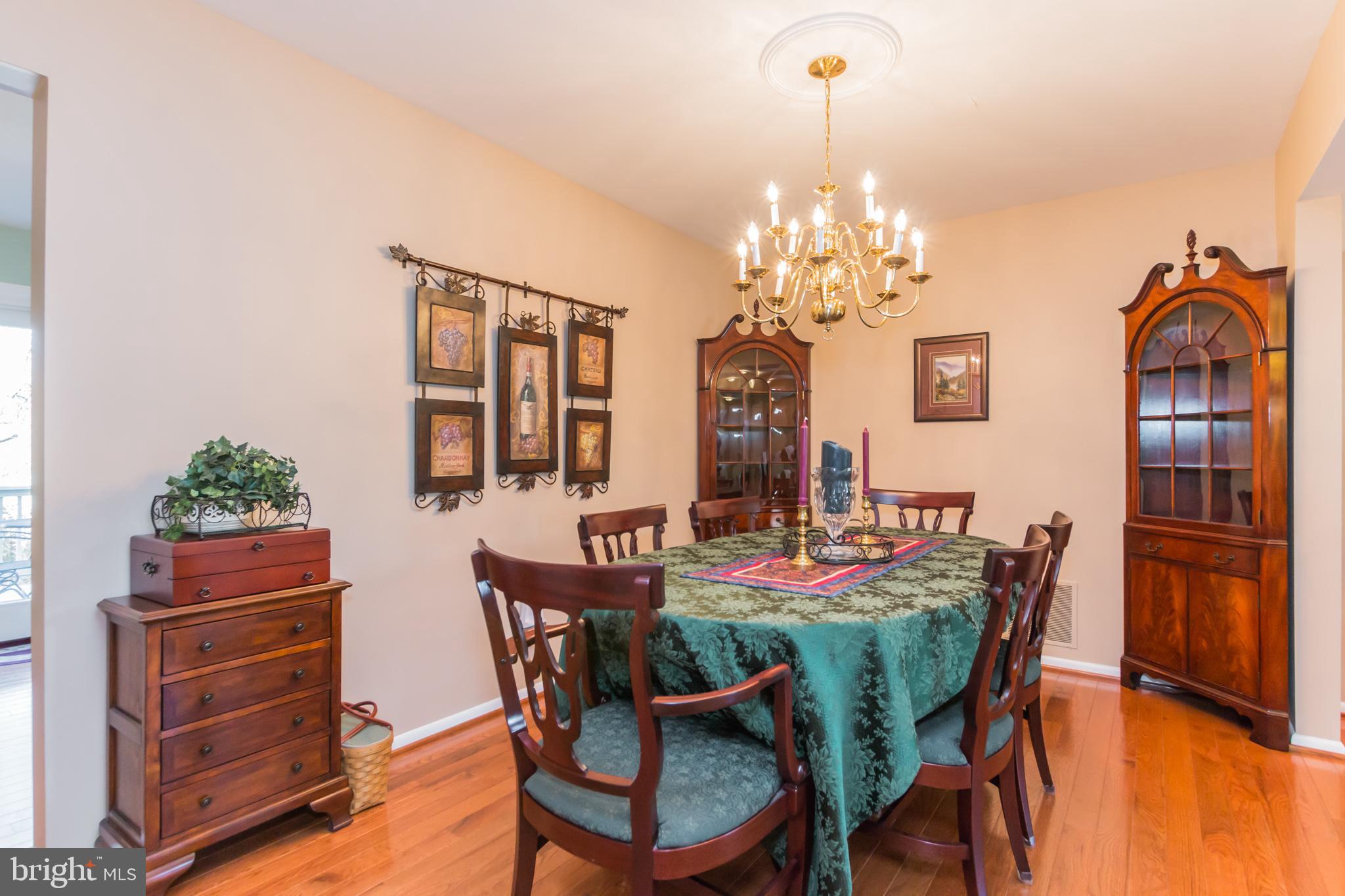 WHEATON HILLS - Residential