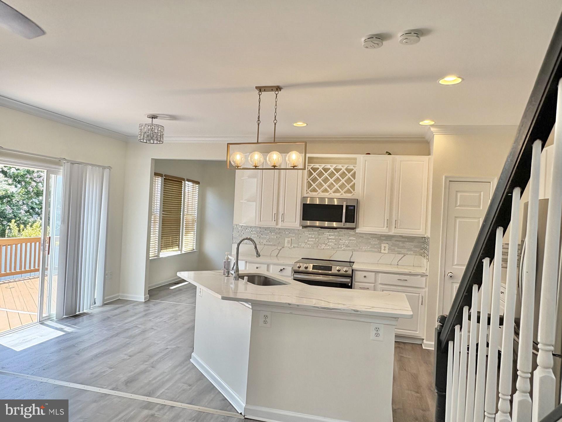 APPLE GROVE - Residential Lease