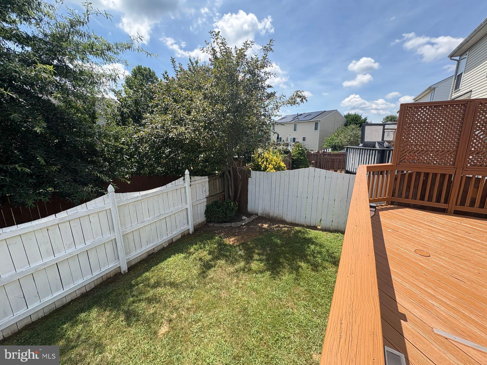 APPLE GROVE - Residential Lease