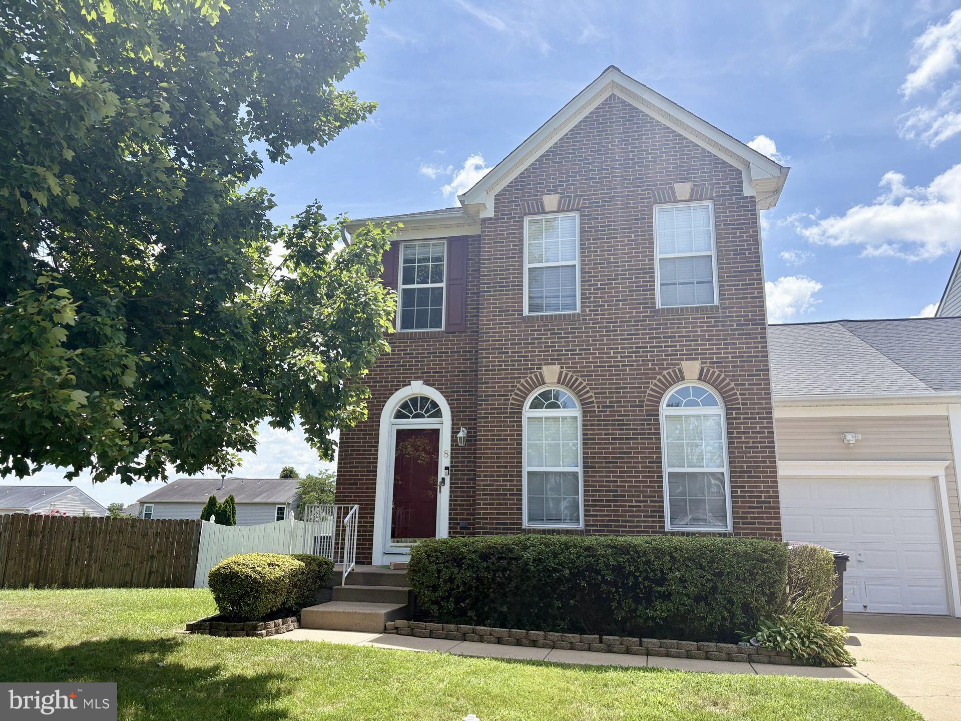 APPLE GROVE - Residential Lease