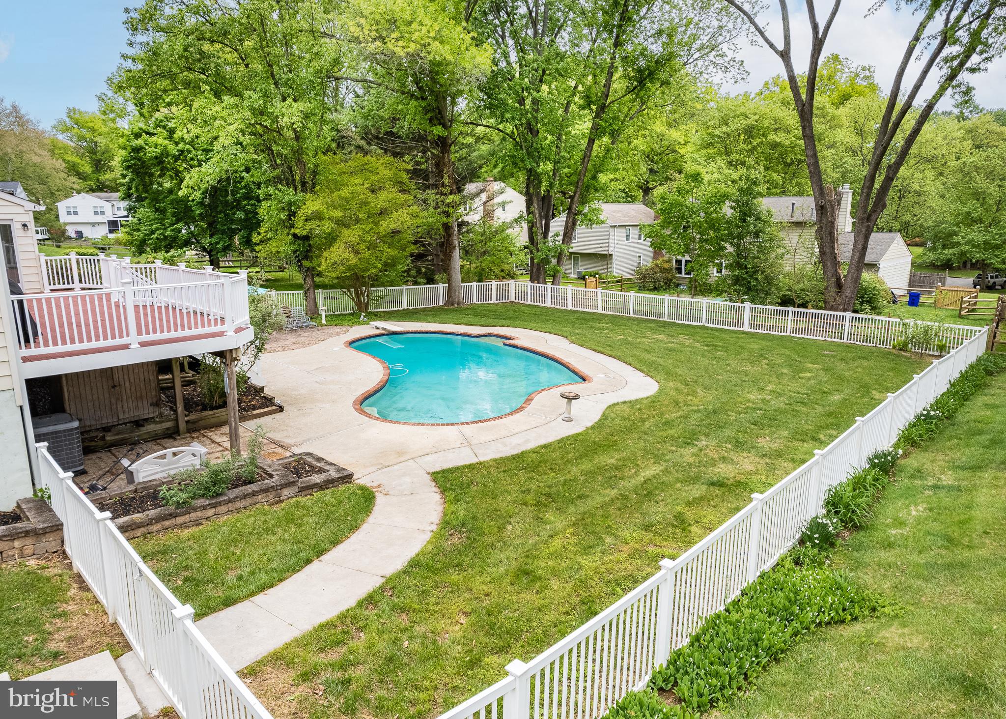 WILDE LAKE - Residential