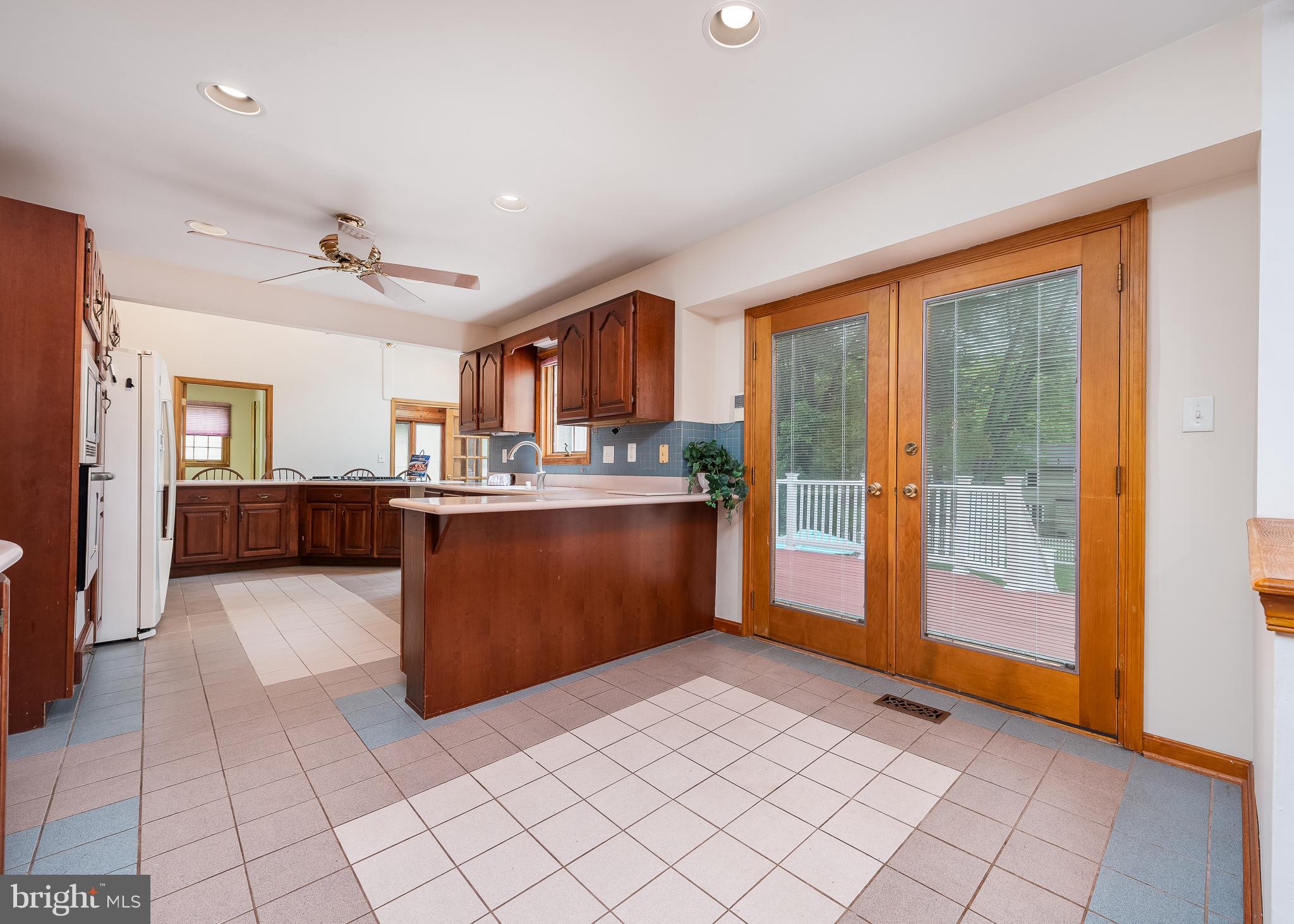 WILDE LAKE - Residential