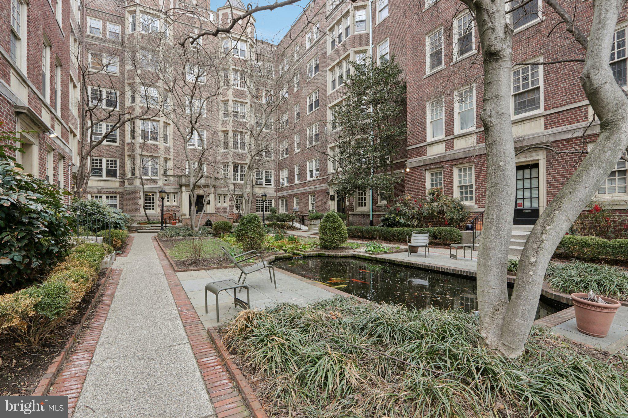 UNIVERSITY CITY - Residential