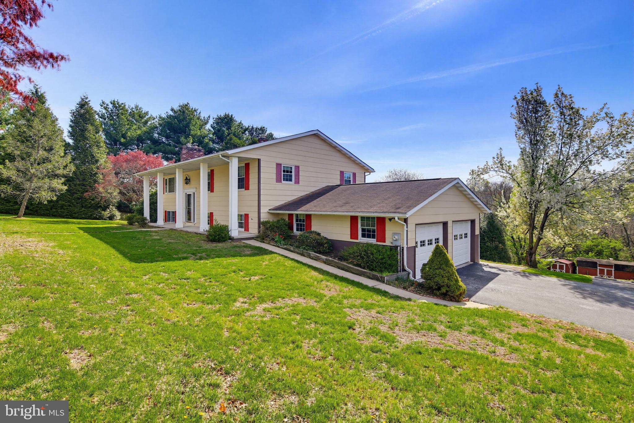 CAMBRIDGE ESTATES - Residential