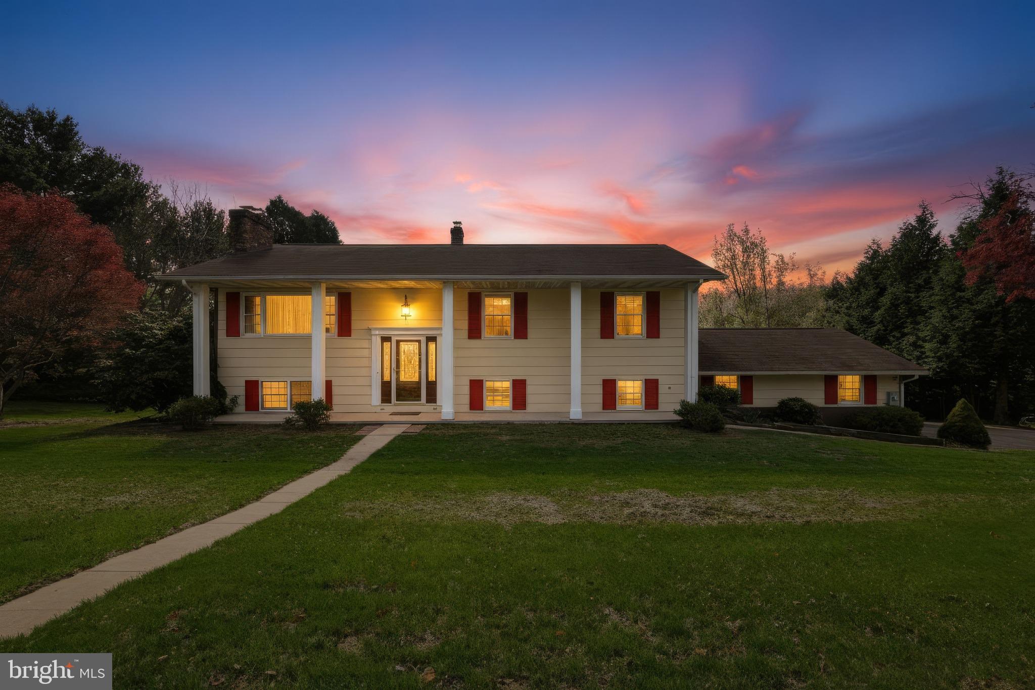 CAMBRIDGE ESTATES - Residential