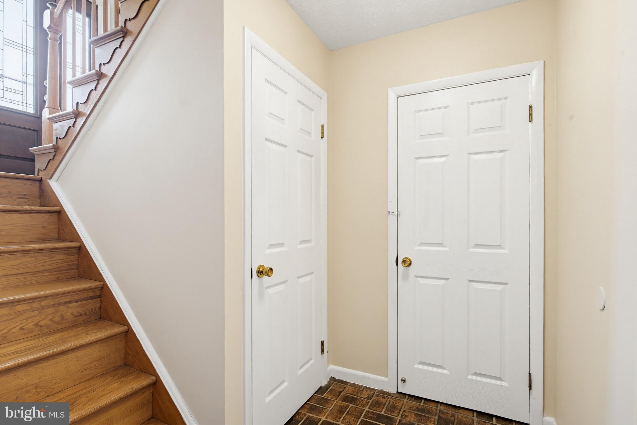 CAMBRIDGE ESTATES - Residential