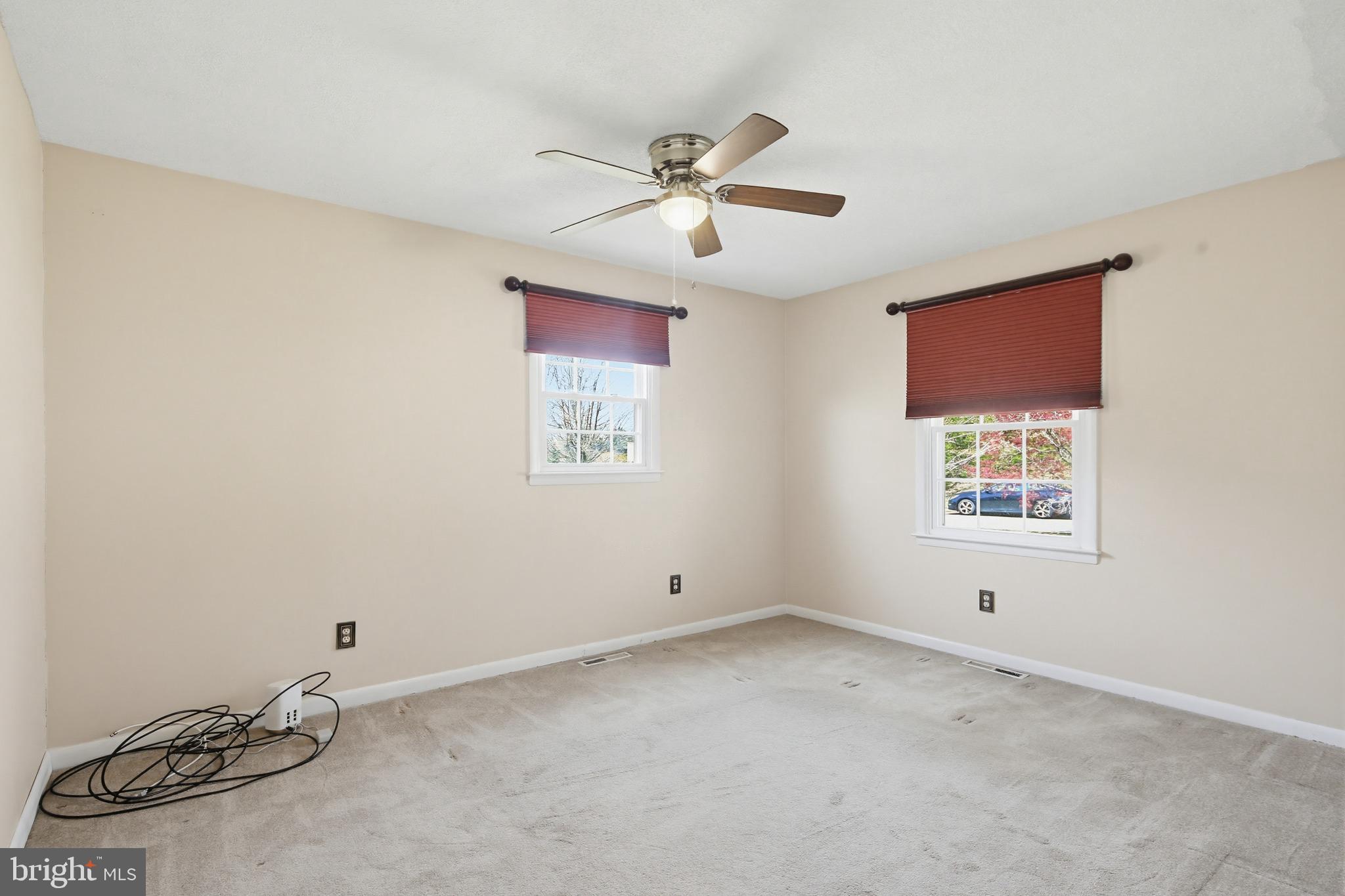 CAMBRIDGE ESTATES - Residential