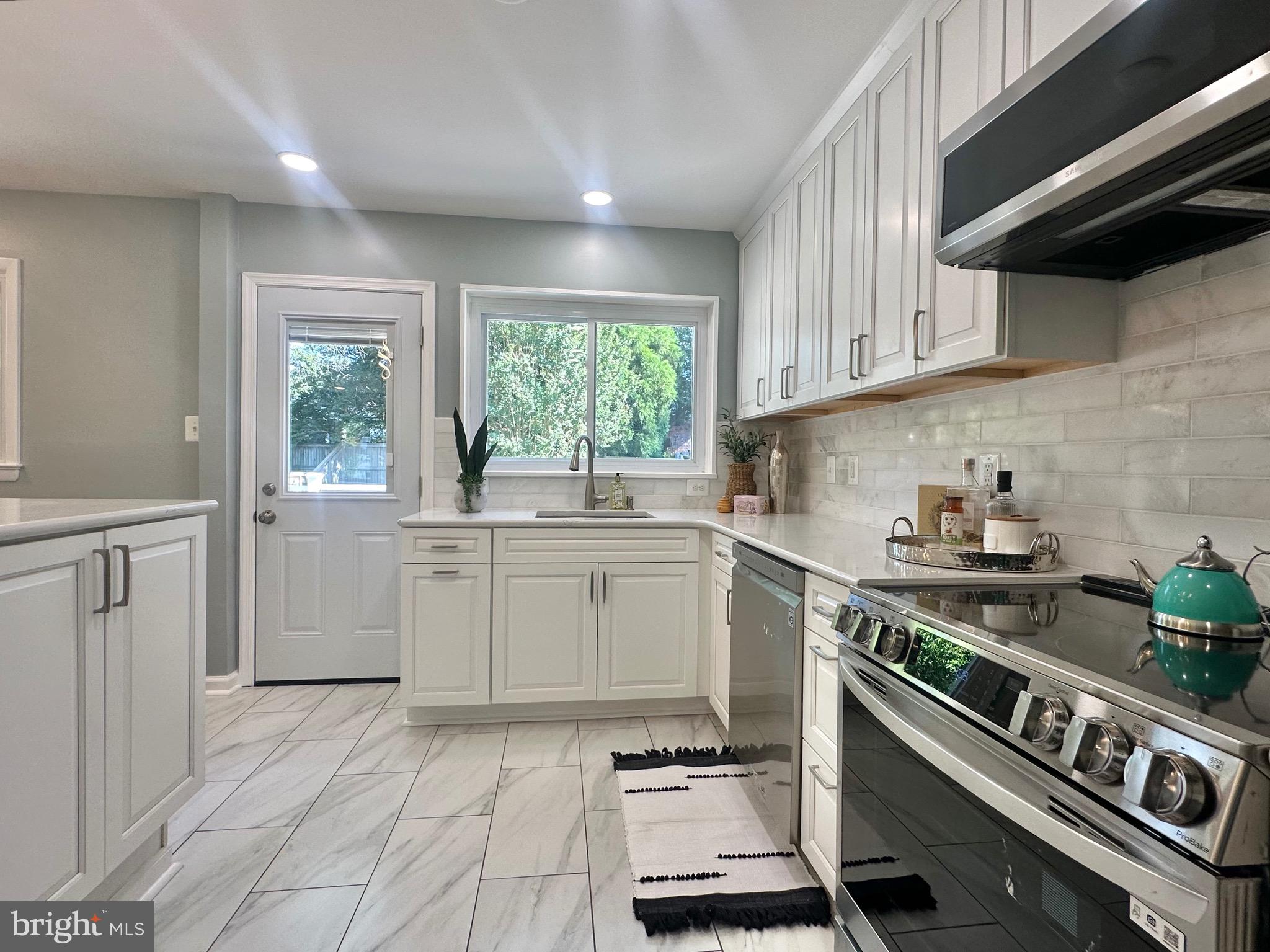 BRADMOOR - Residential