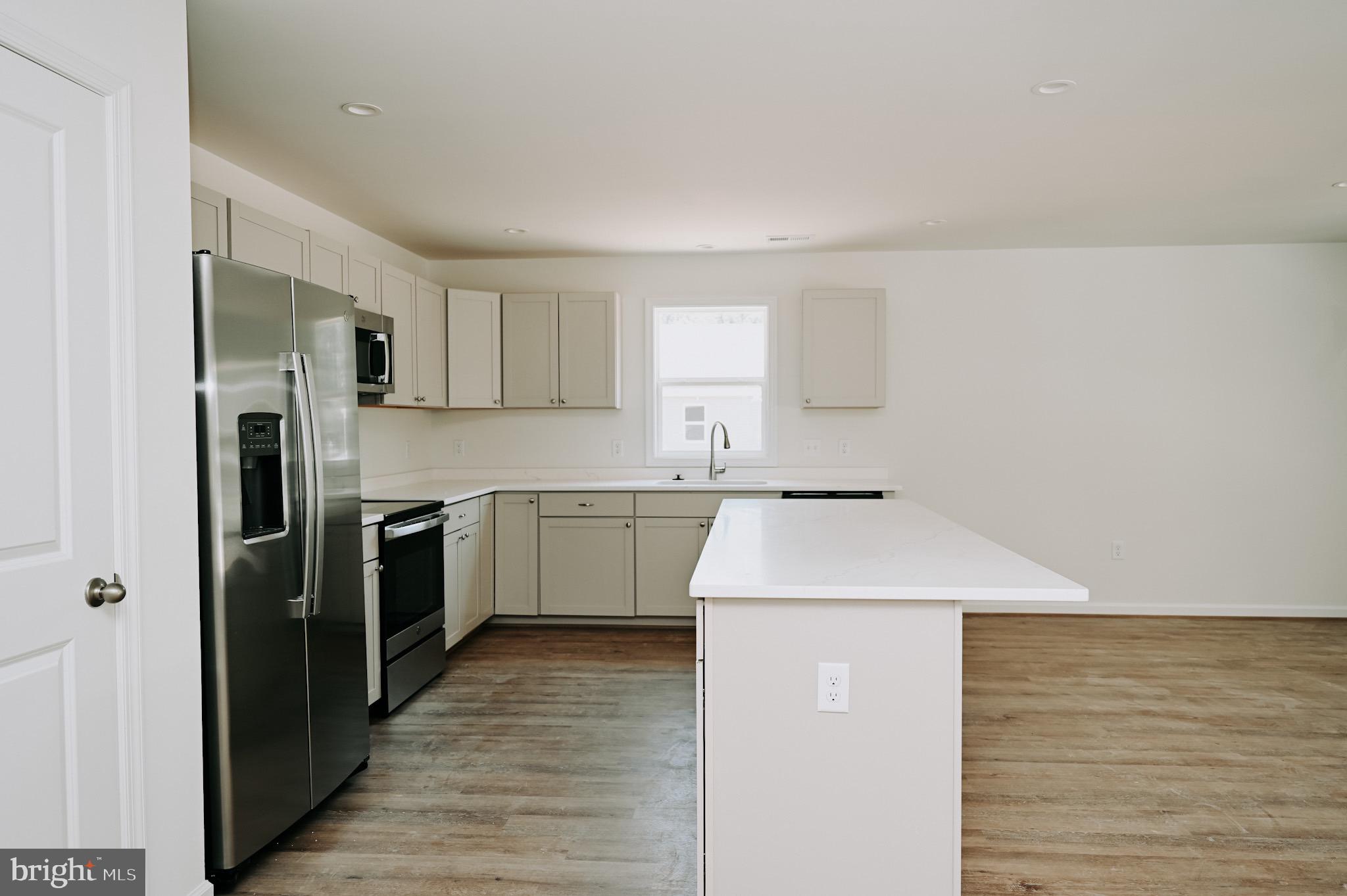 PLACID BAY ESTATES - Residential