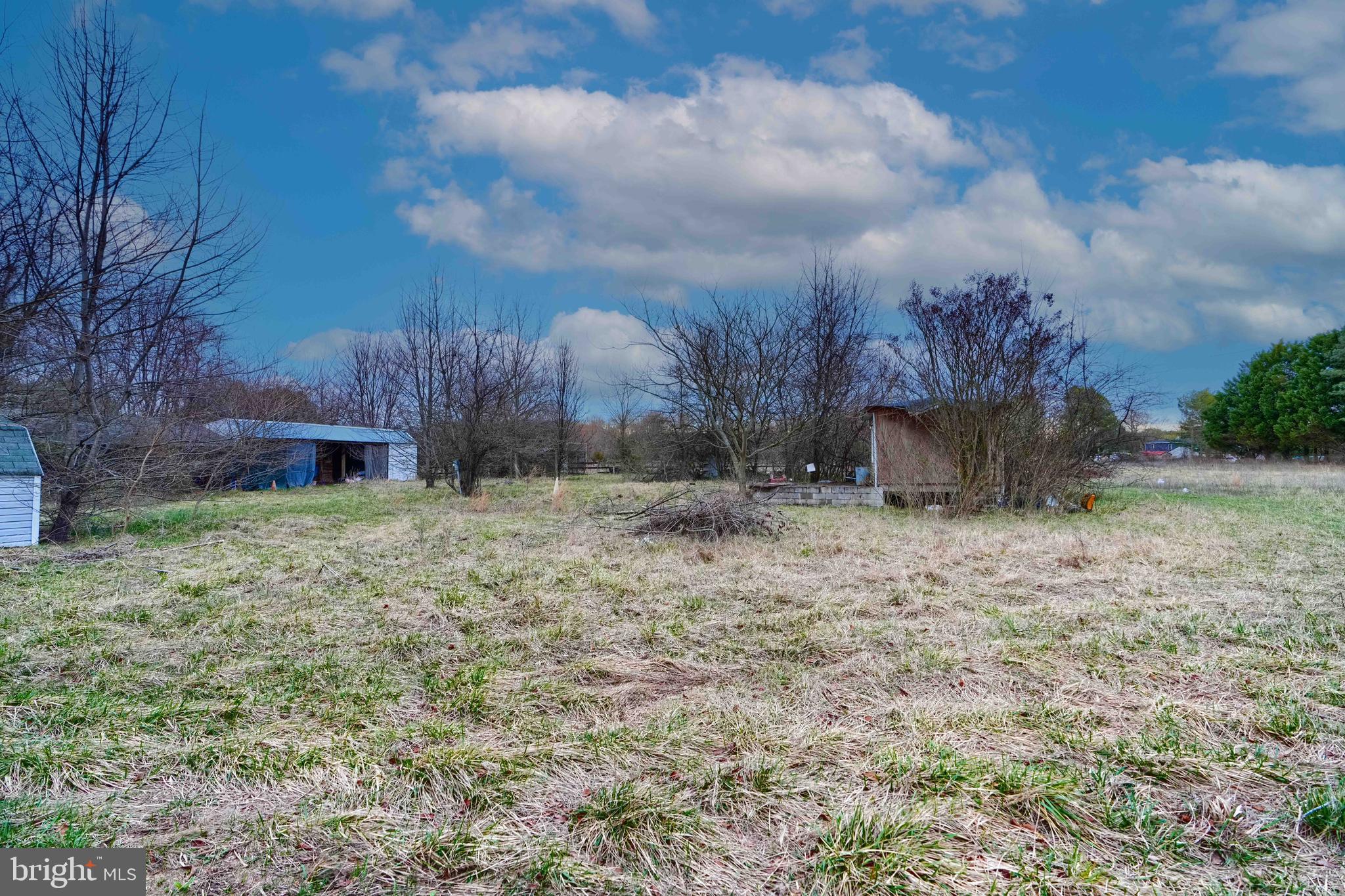 N PONDTOWN - Residential