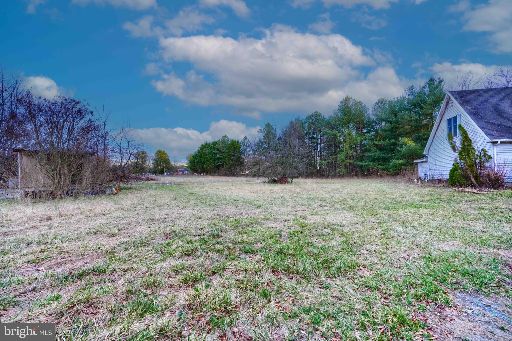 N PONDTOWN - Residential