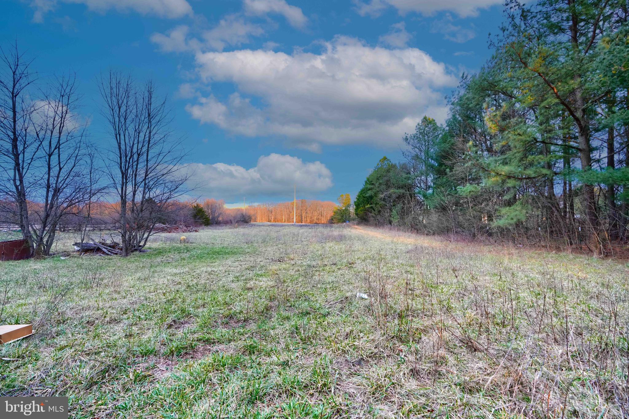 N PONDTOWN - Residential