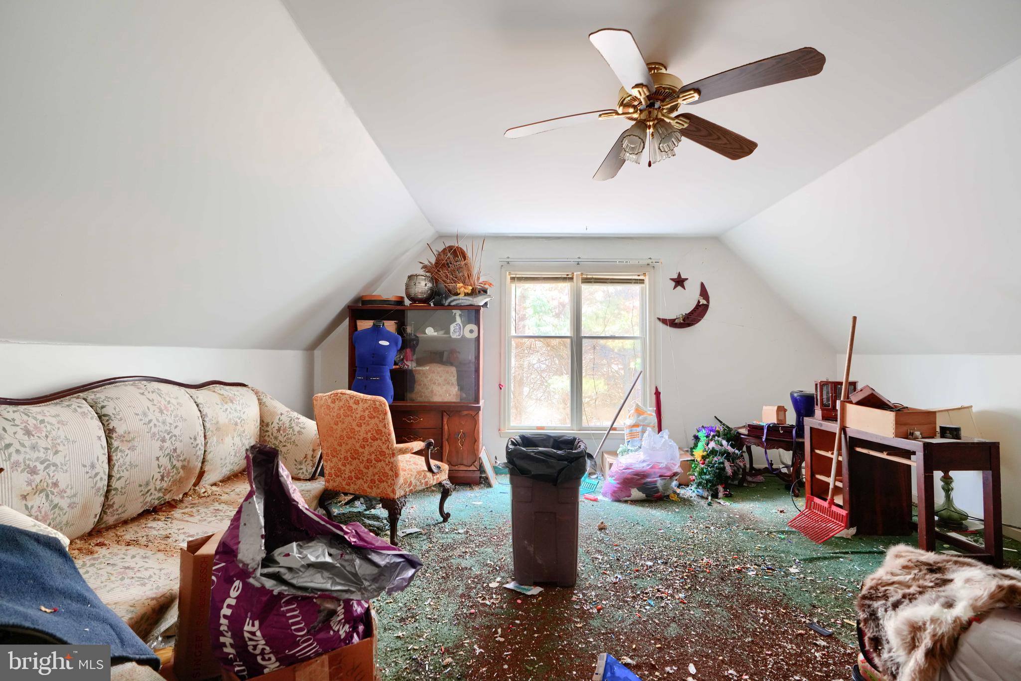 N PONDTOWN - Residential