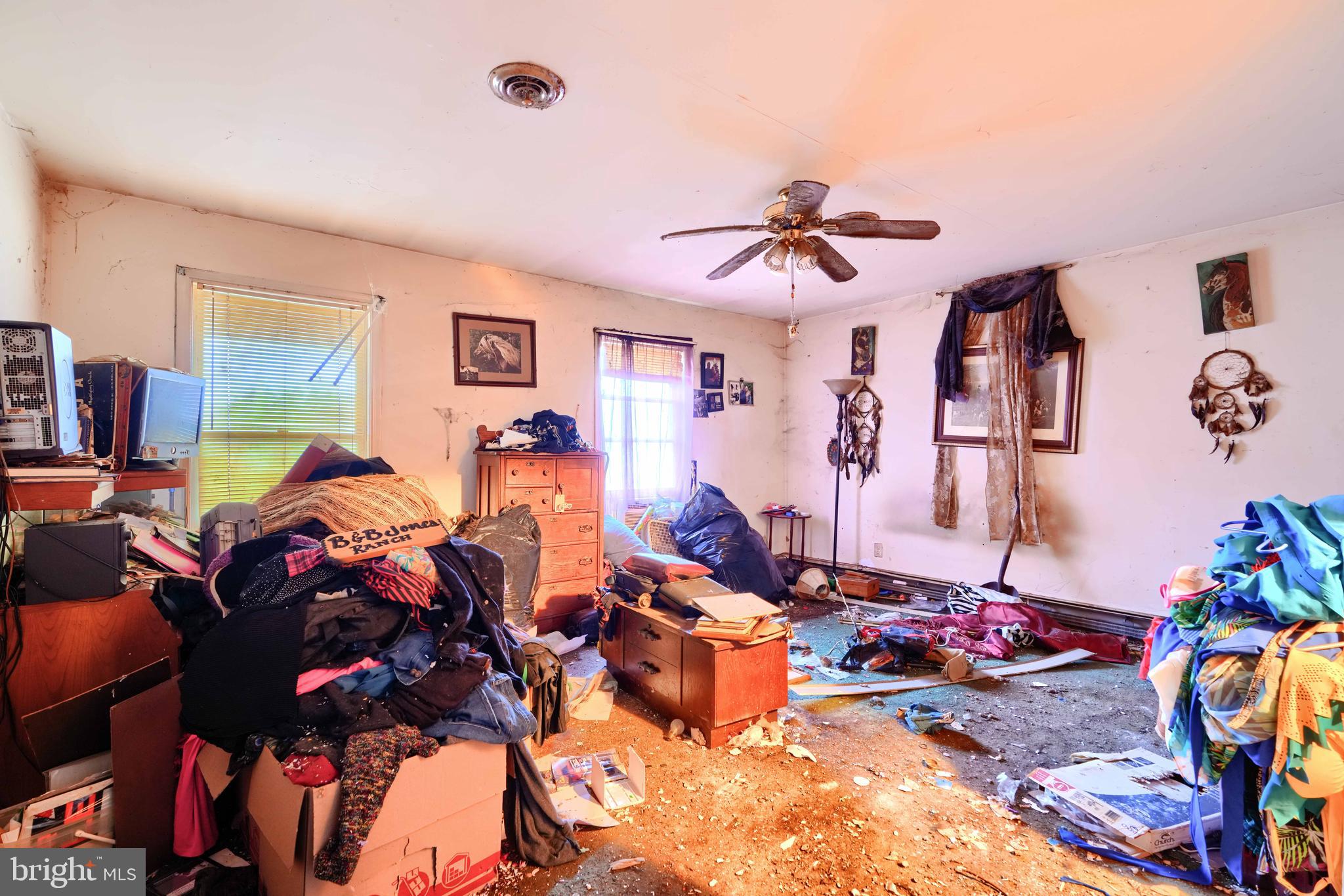 N PONDTOWN - Residential