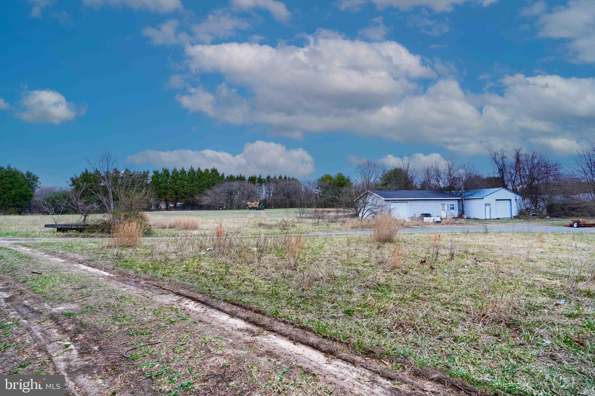 N PONDTOWN - Residential