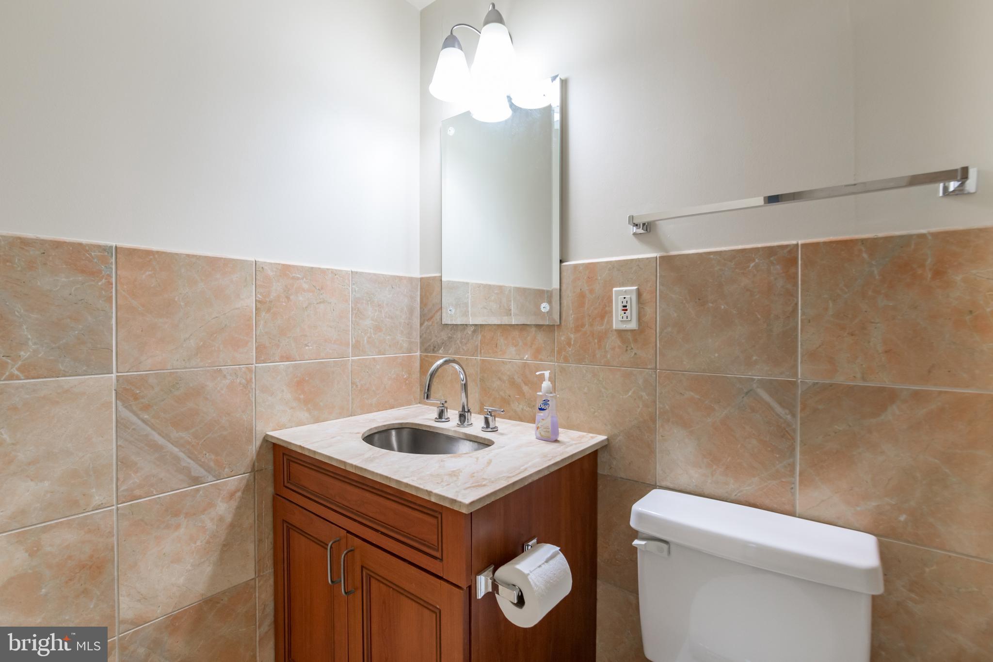 MANAYUNK - Residential Lease