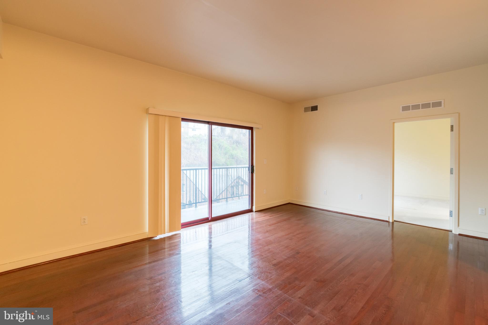 MANAYUNK - Residential Lease