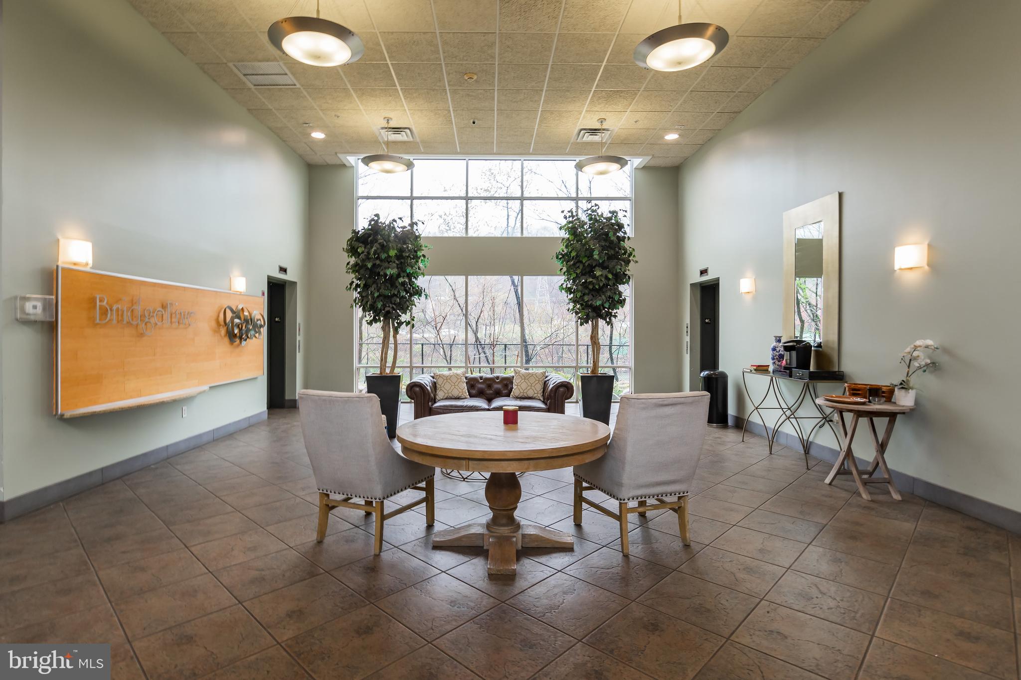 MANAYUNK - Residential Lease