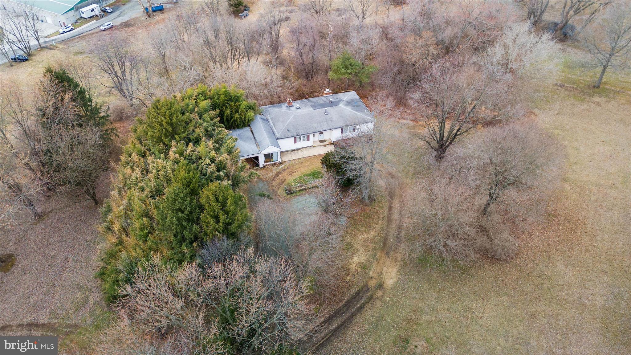 LOWER OXFORD TWP - Residential