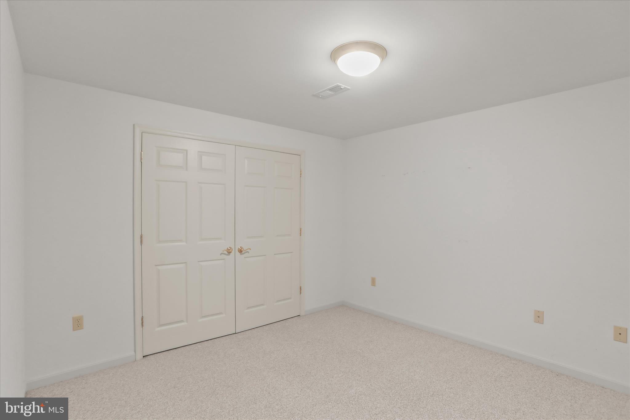 EQUINE MEADOWS - Residential