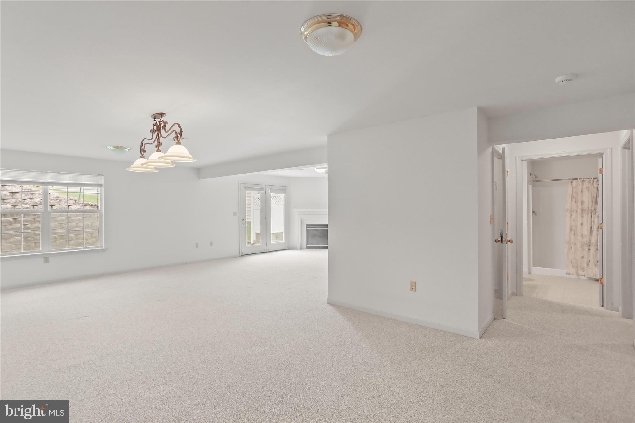 EQUINE MEADOWS - Residential