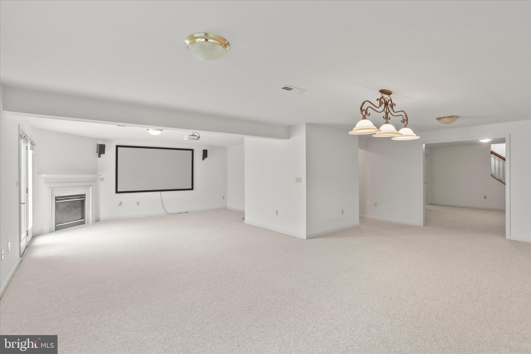 EQUINE MEADOWS - Residential