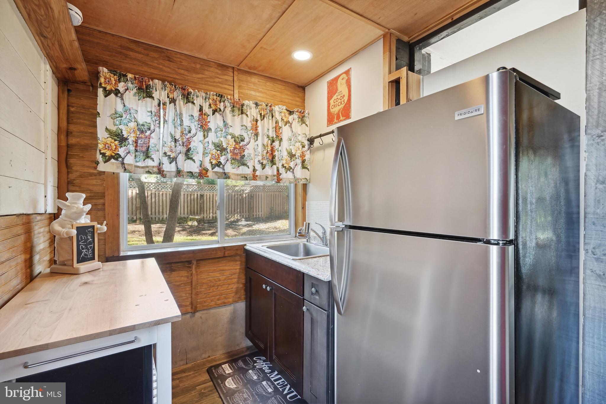 RIDGEVIEW - Residential