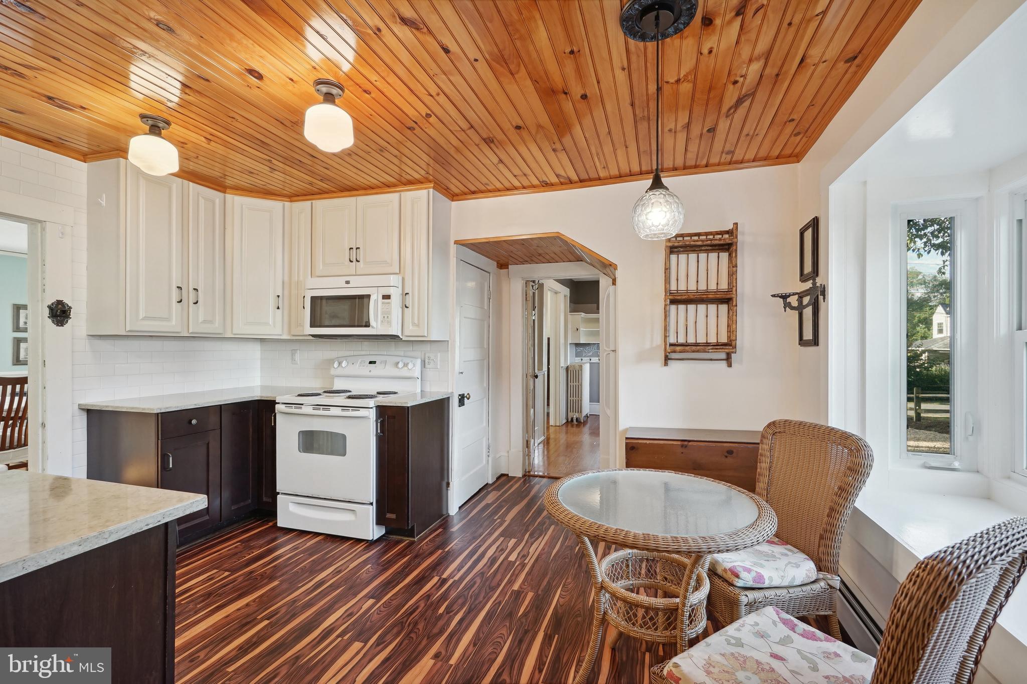 RIDGEVIEW - Residential