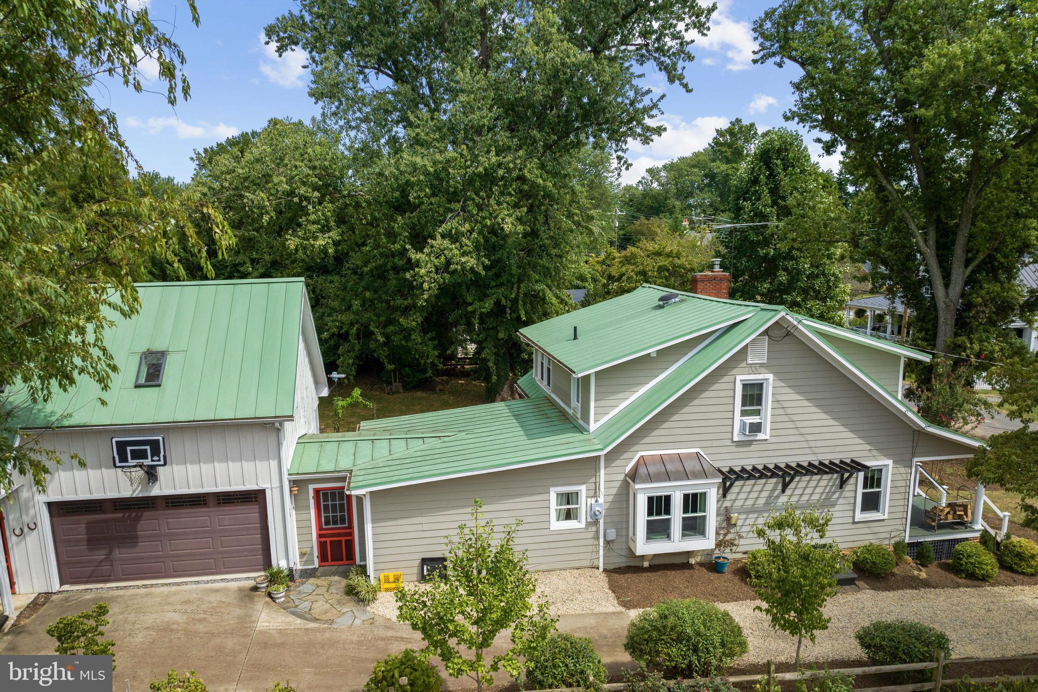 RIDGEVIEW - Residential